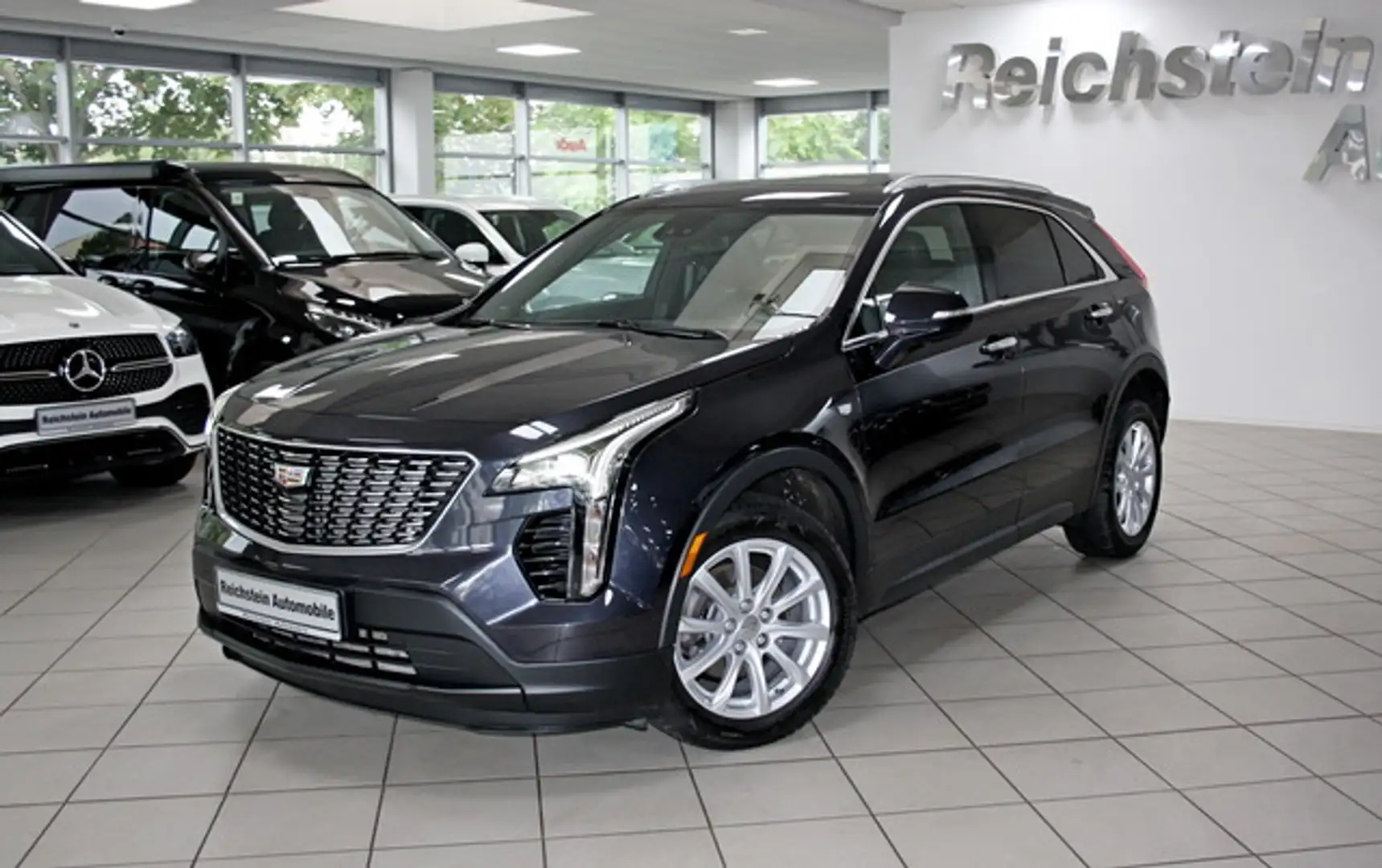 Cadillac XT4 350T AWD LUXURY PANO KAMERA TOTW SPUR BOSE Чёрный - 1
