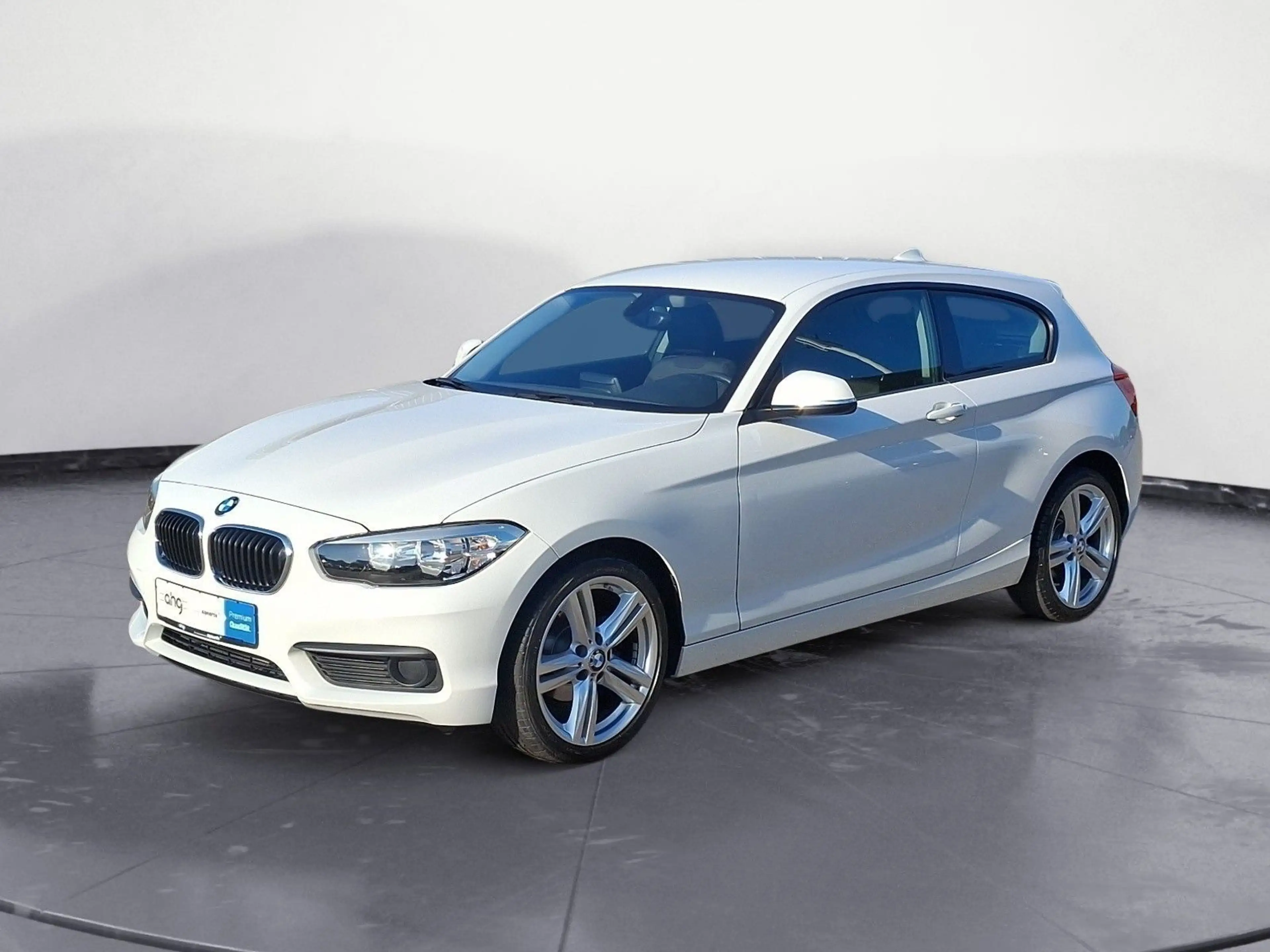 BMW 118 i Aut. Lederlenkrad MF Lenkrad 5-Sitzigkeit — photo 2