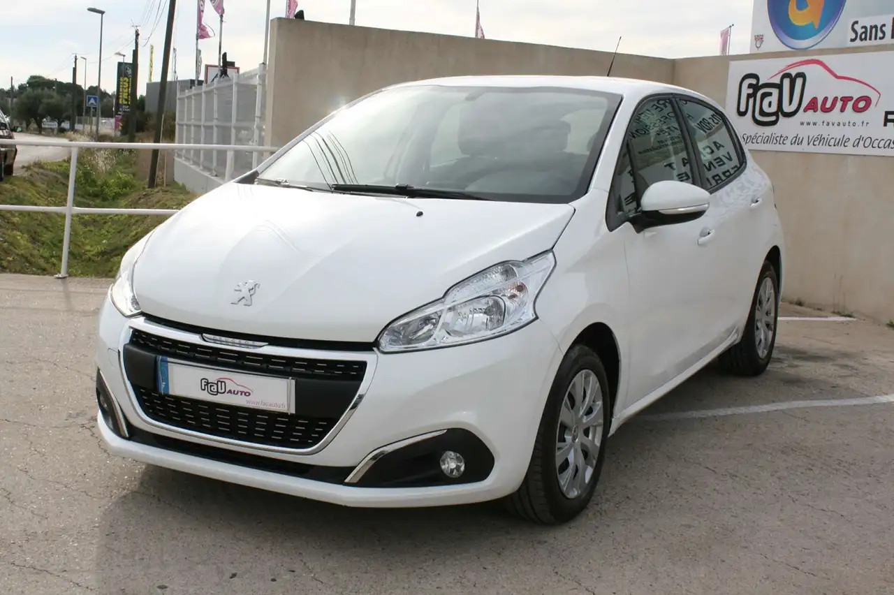 Peugeot 208 1.5 BLUEHDI 100CH S\\u0026S ACTIVE BUSIN
