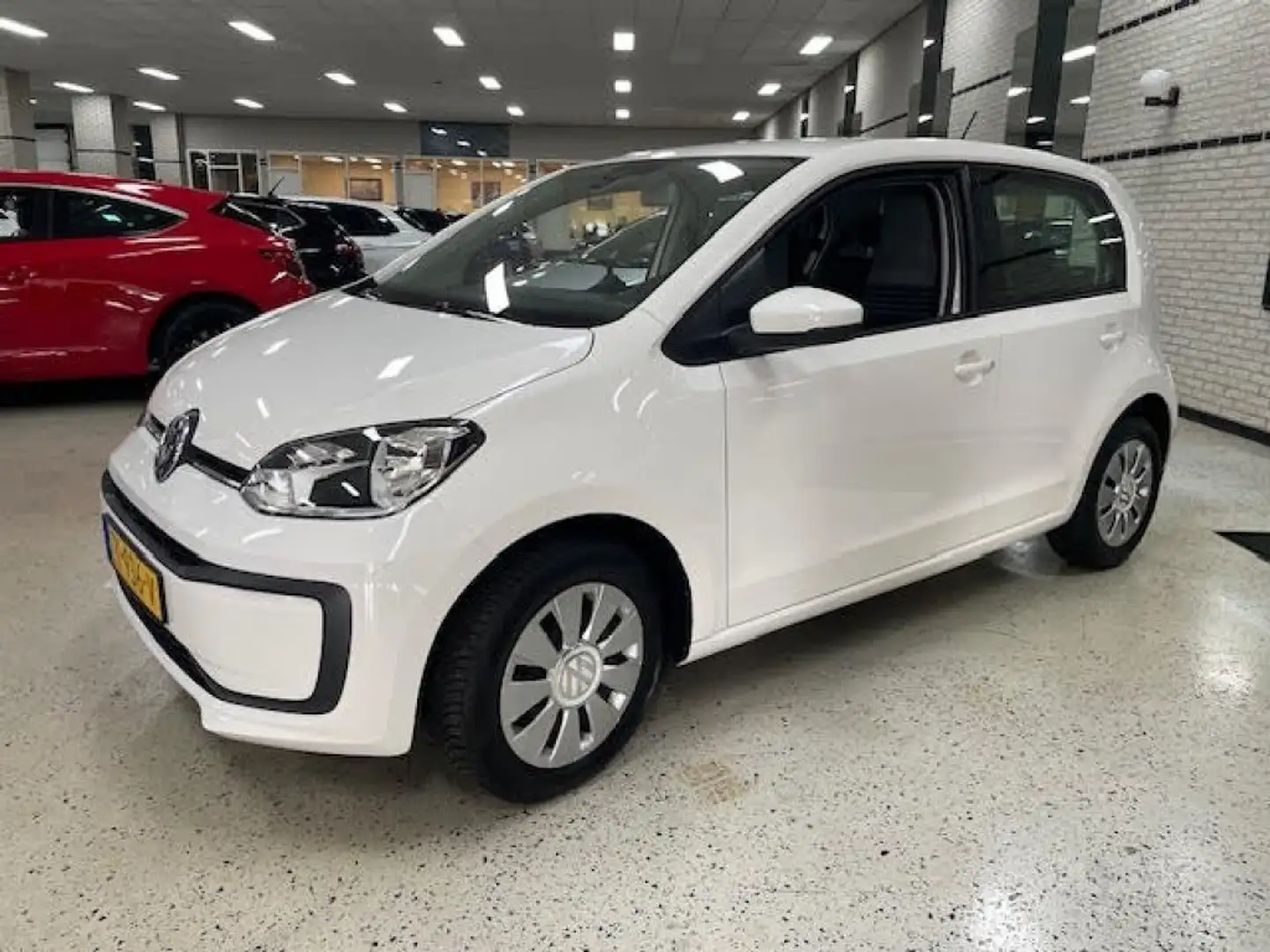 Volkswagen up! 1.0 AIRCO / USB DAB RADIO / BLUETOOTH / 5 DEURS Wit - 1