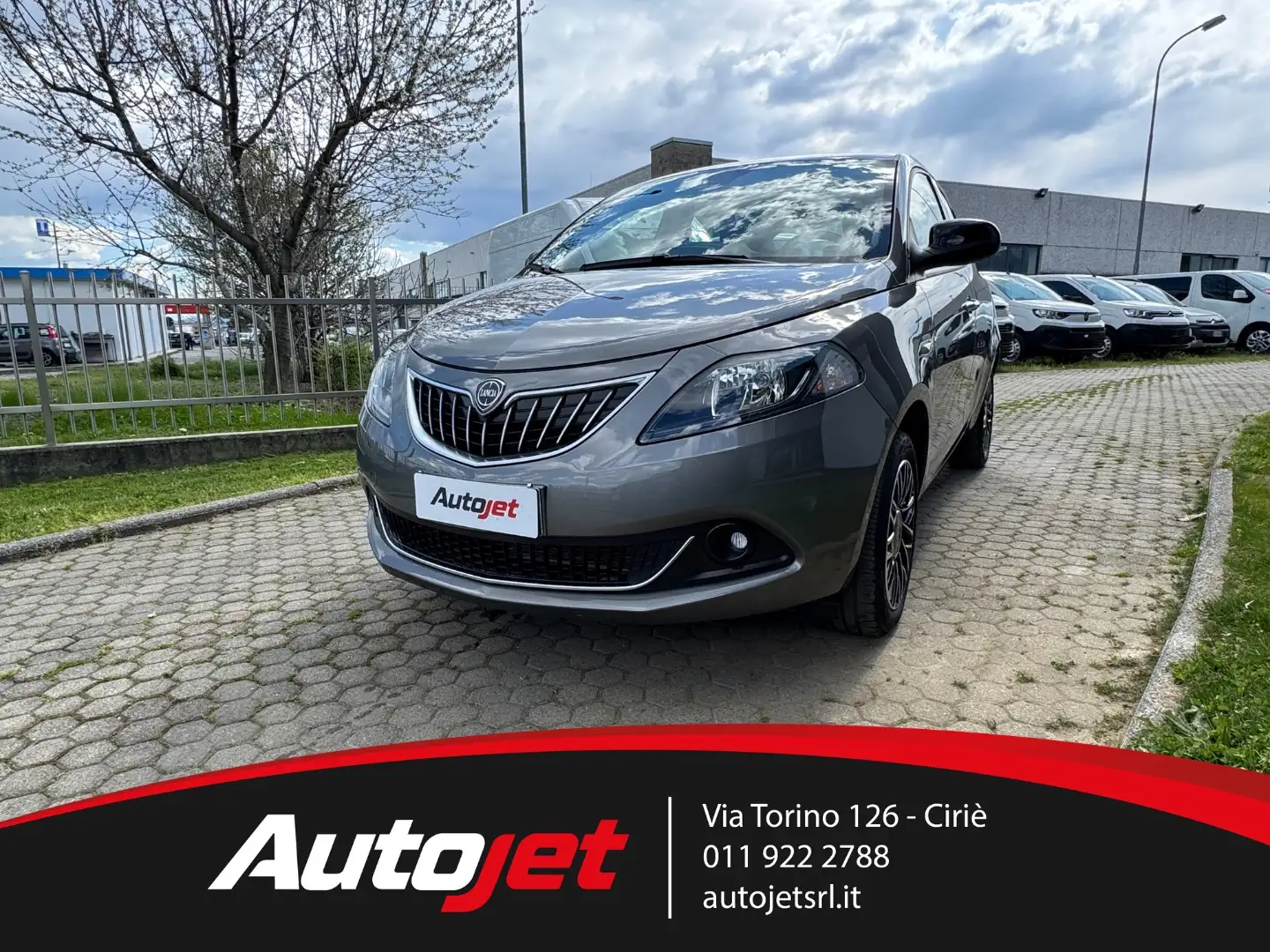 Lancia Ypsilon Ypsilon 1.0 firefly hybrid Grigio - 1