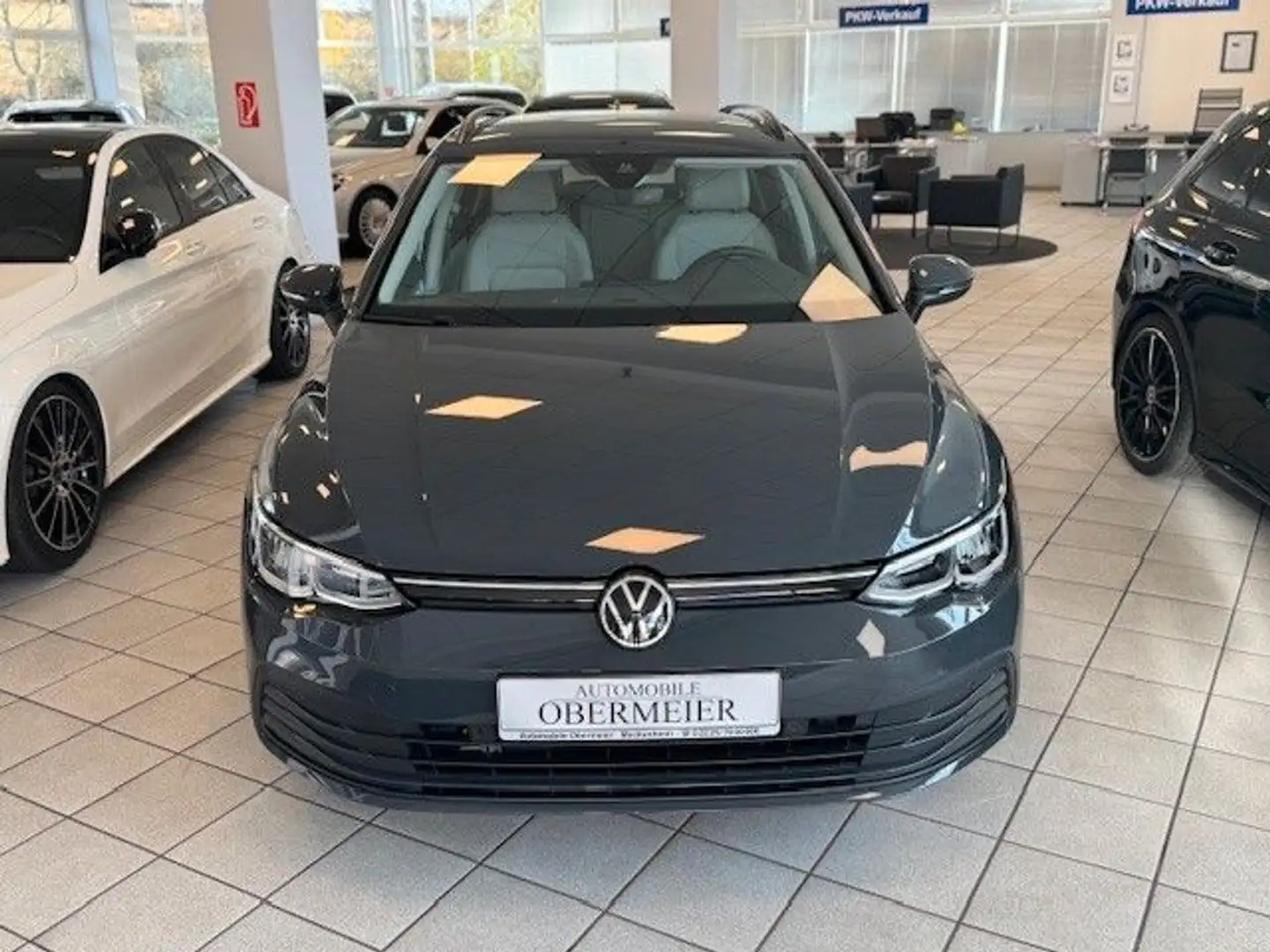 Volkswagen Golf VIII Variant Life 7G-DSG LED SHZ  CarPlay Gris - 2