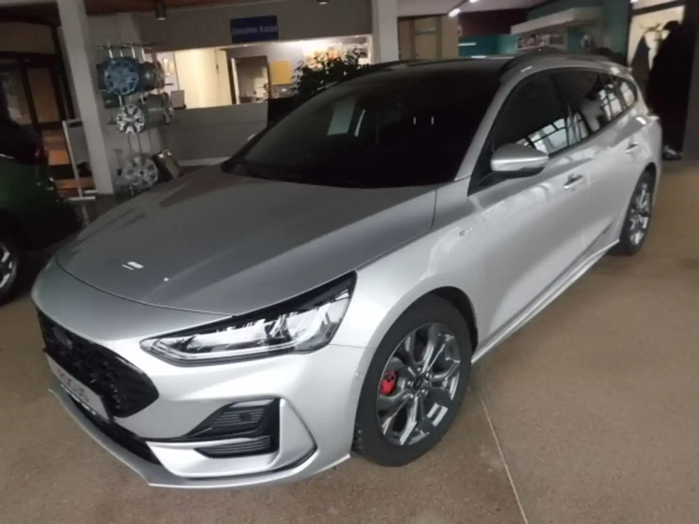 Ford Focus ST-Line X Silber - 1