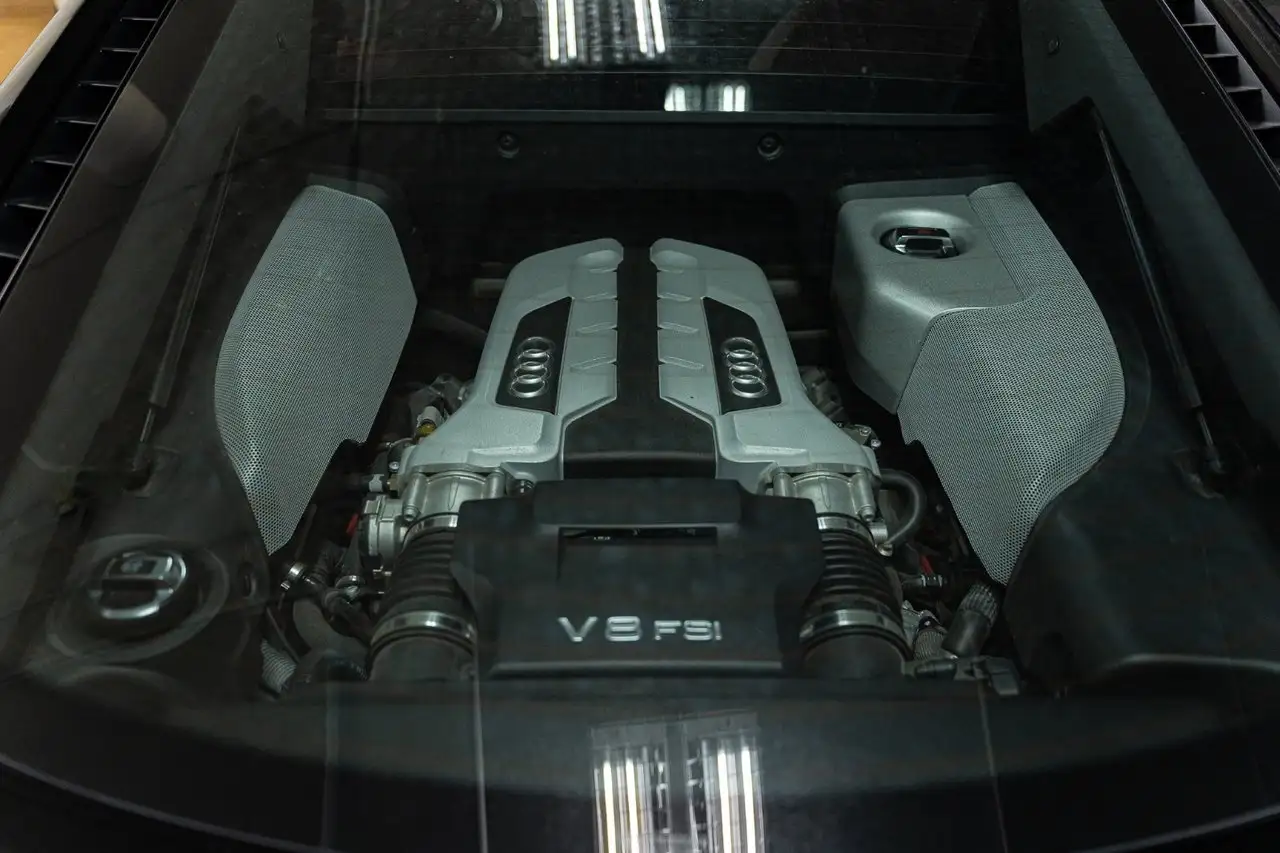 Audi R8 photo Audi R8