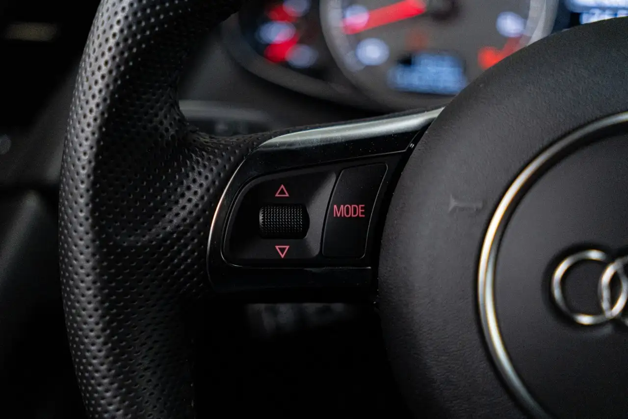Audi R8 photo Audi R8