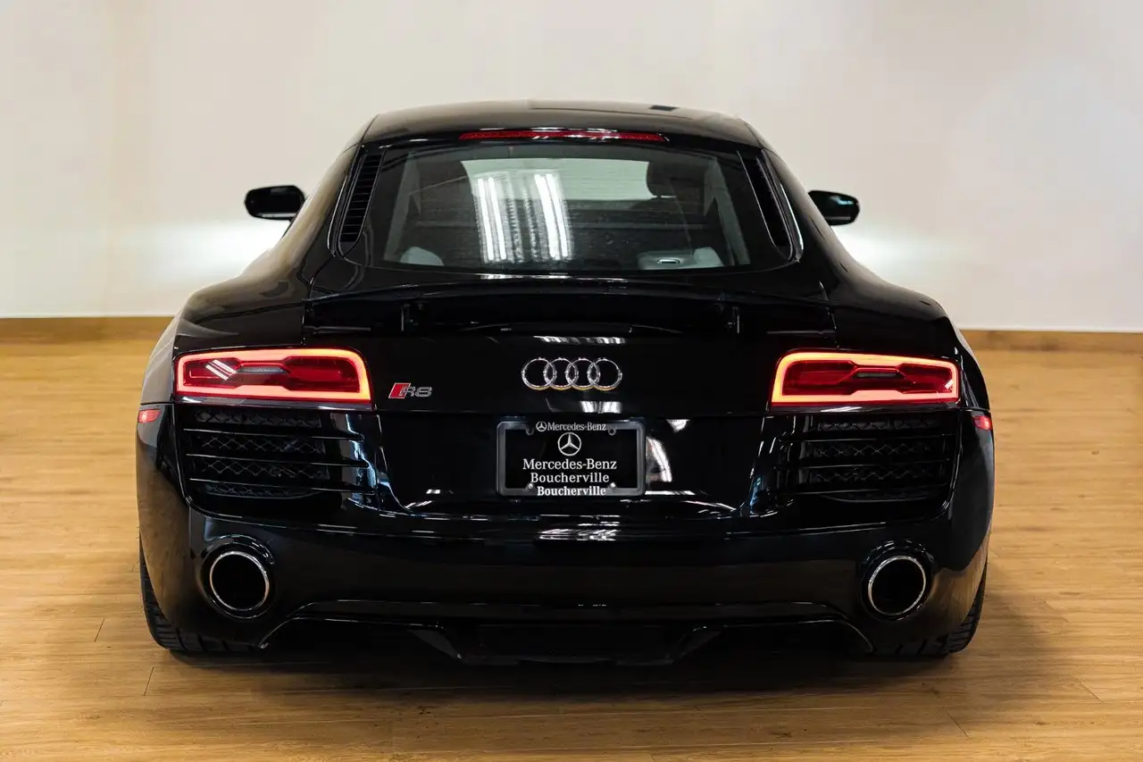 Audi R8 photo Audi R8