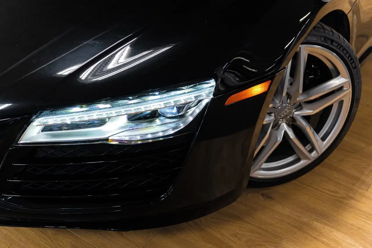 Audi R8 photo Audi R8