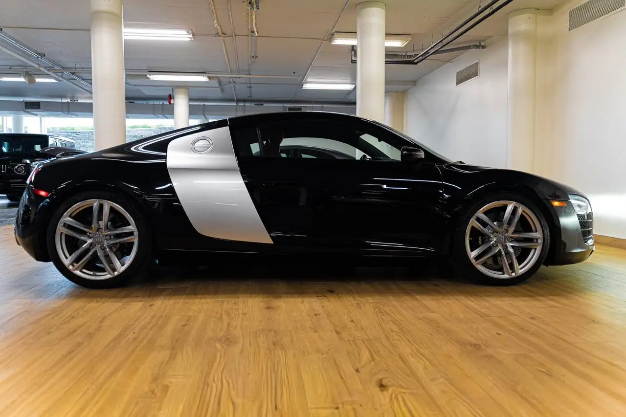 Audi R8 photo Audi R8