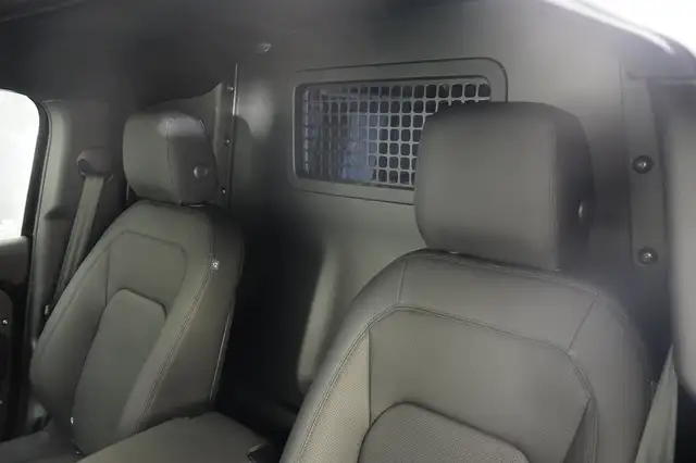 Land Rover Defender 3.0D X Dyn SE *Hard Top* Ansicht 15