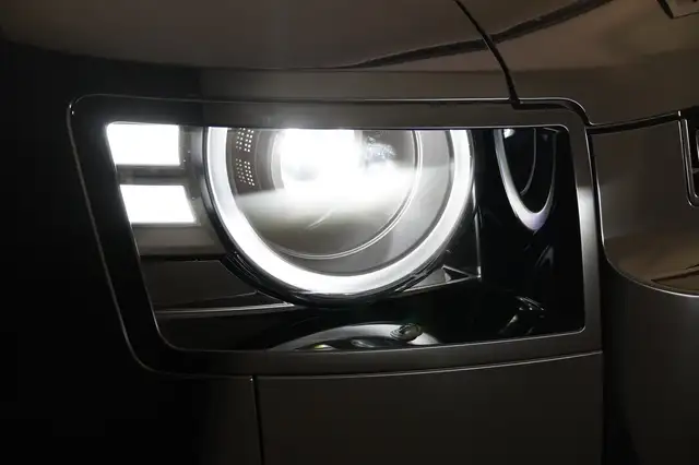 Land Rover Defender 3.0D X Dyn SE *Hard Top* Ansicht 6