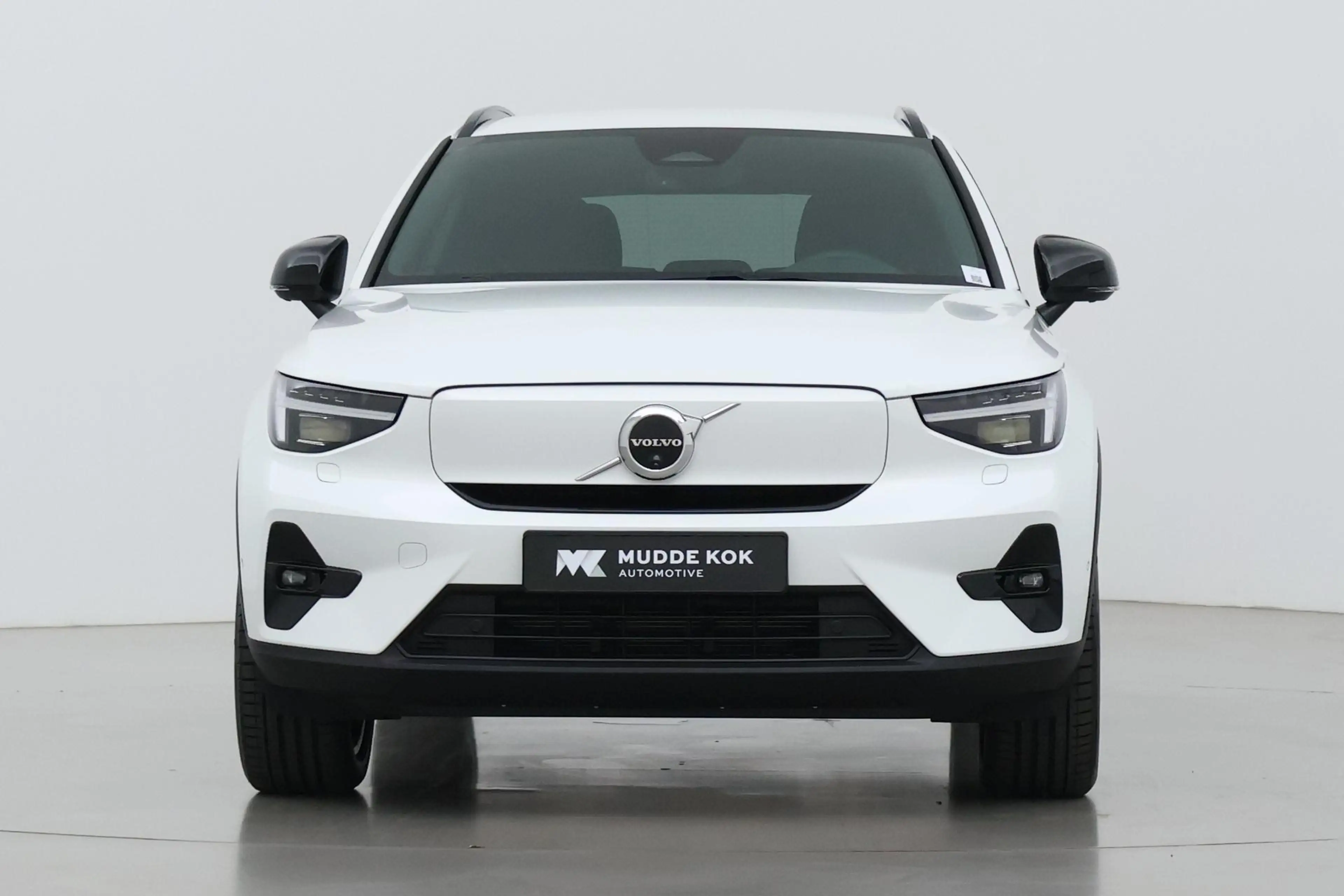 Volvo EX40 Single Motor Extended Range Plus 82 kWh | Harman/K — photo 16