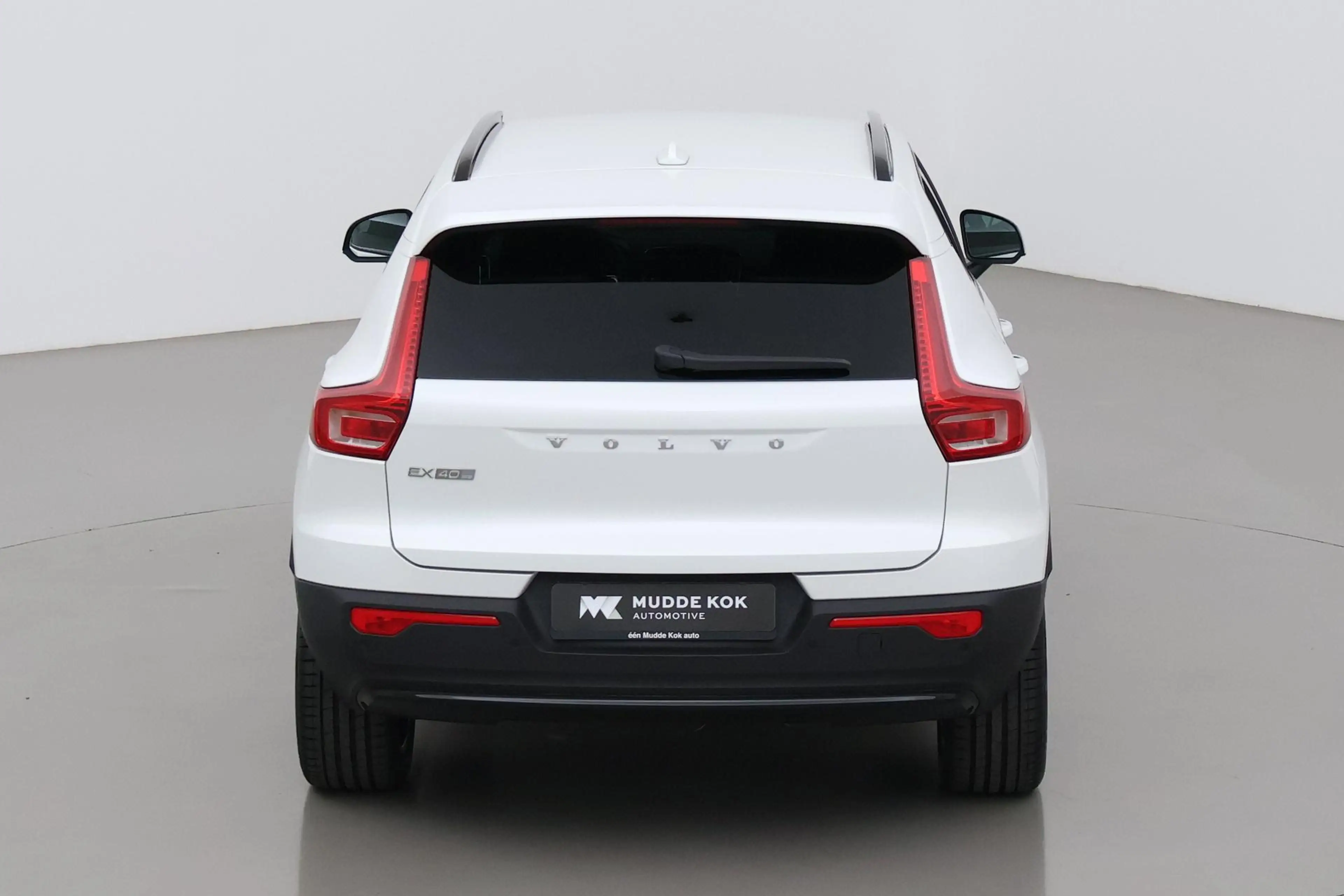 Volvo EX40 Single Motor Extended Range Plus 82 kWh | Harman/K — photo 9