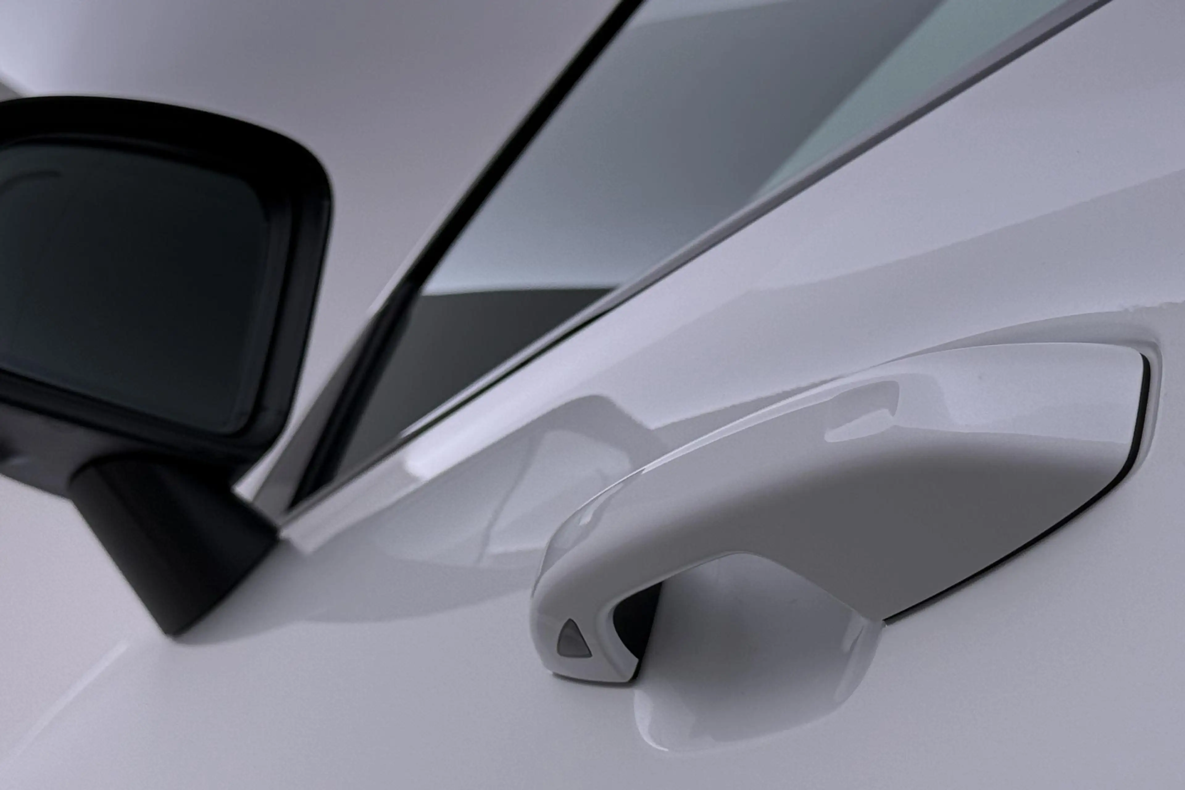 Volvo EX40 Single Motor Extended Range Plus 82 kWh | Harman/K — photo 49