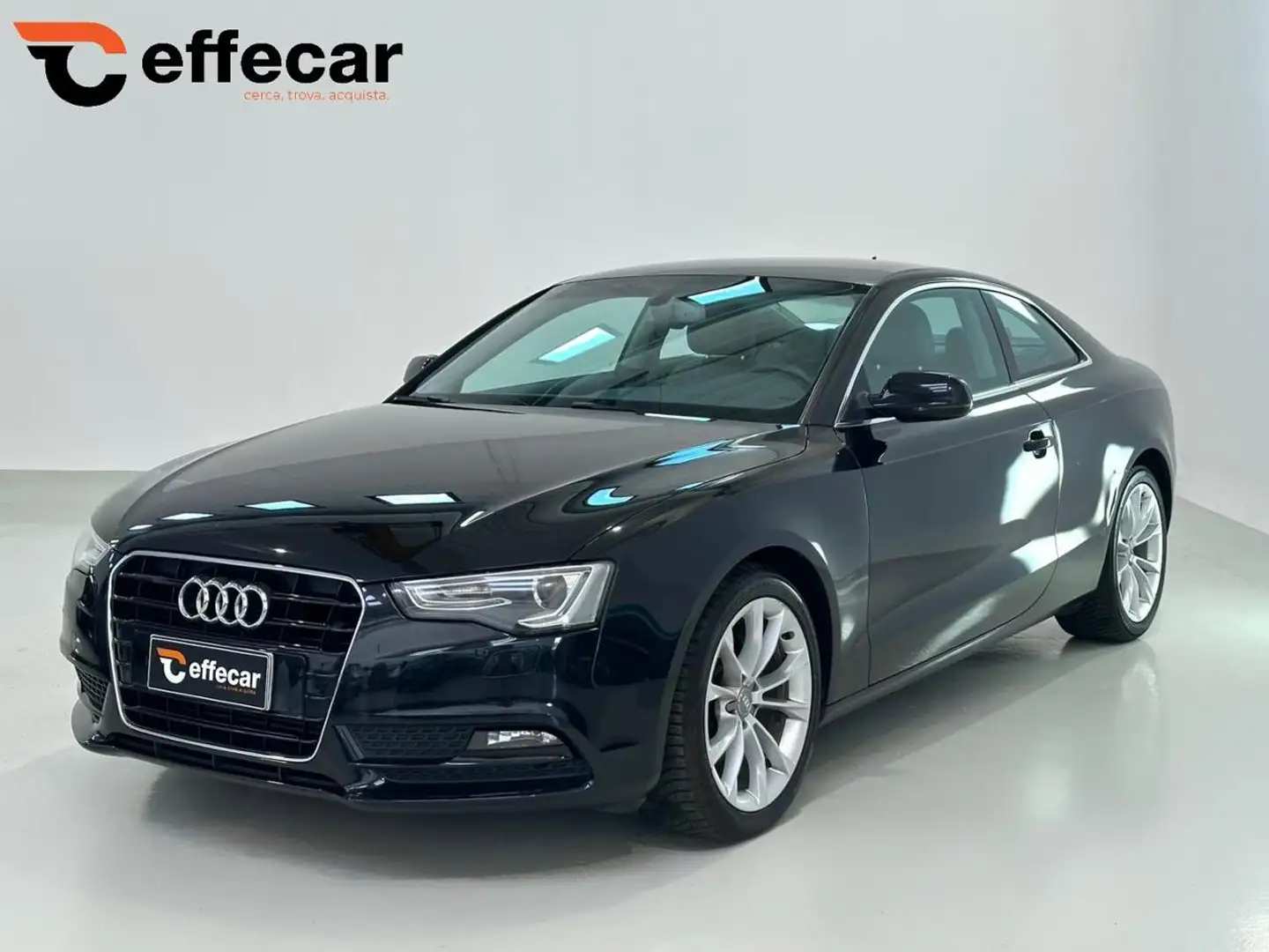 Audi A5 2.0 TDI 177 CV Schwarz - 1