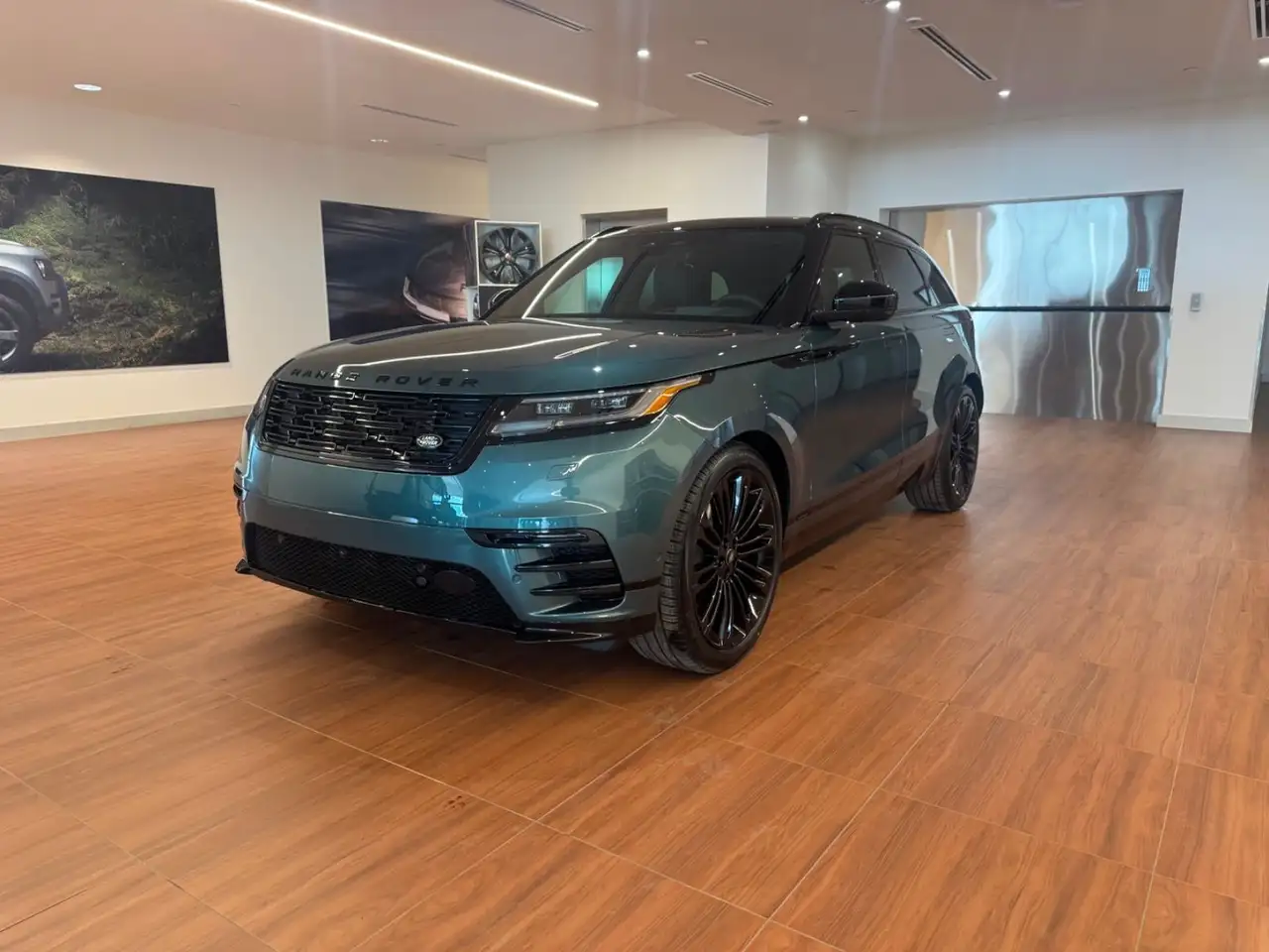 2026 Land Rover Range Rover Velar