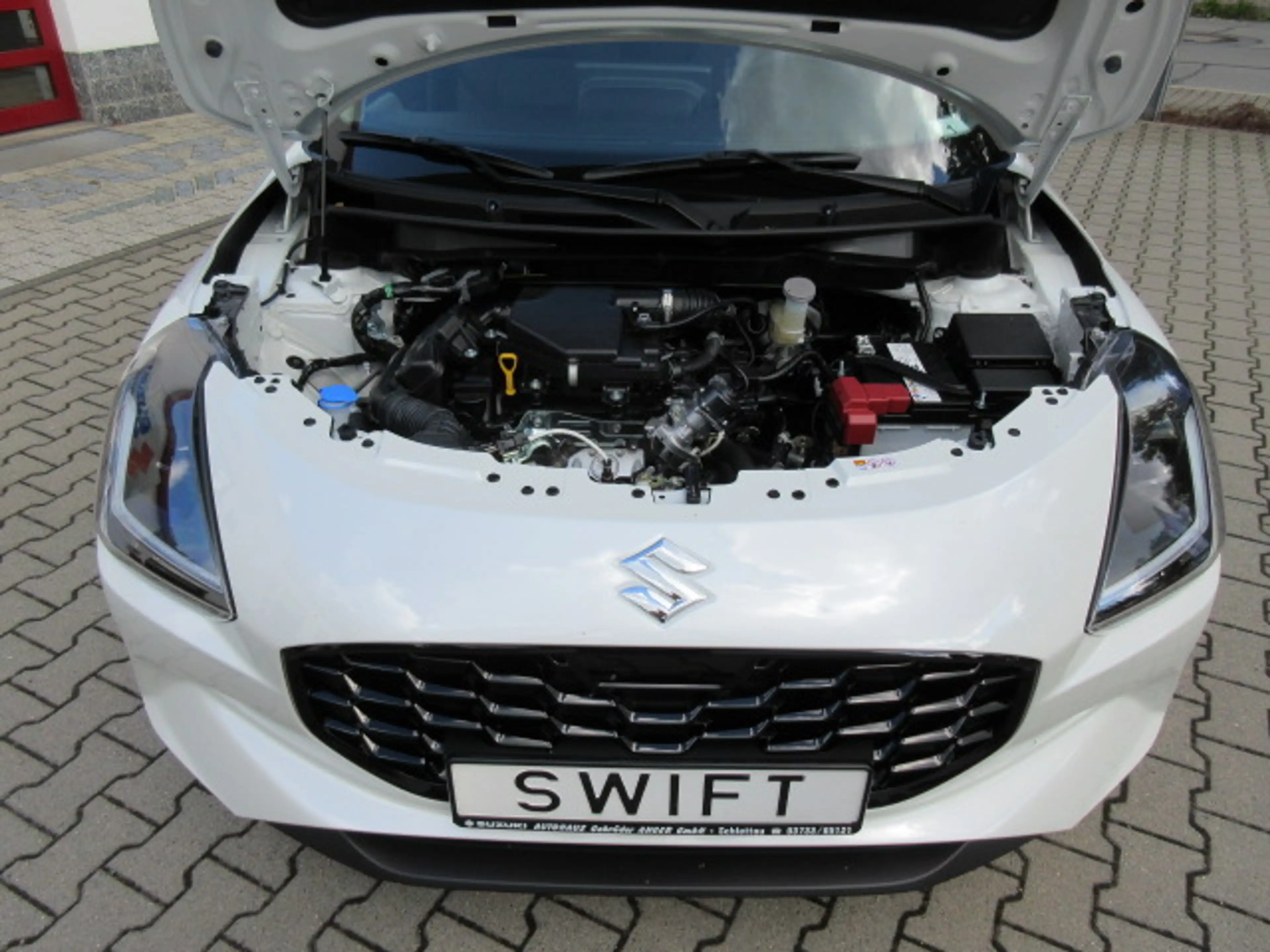 Suzuki Swift 1.2 Hybrid Allgrip MT Comfort — photo 9