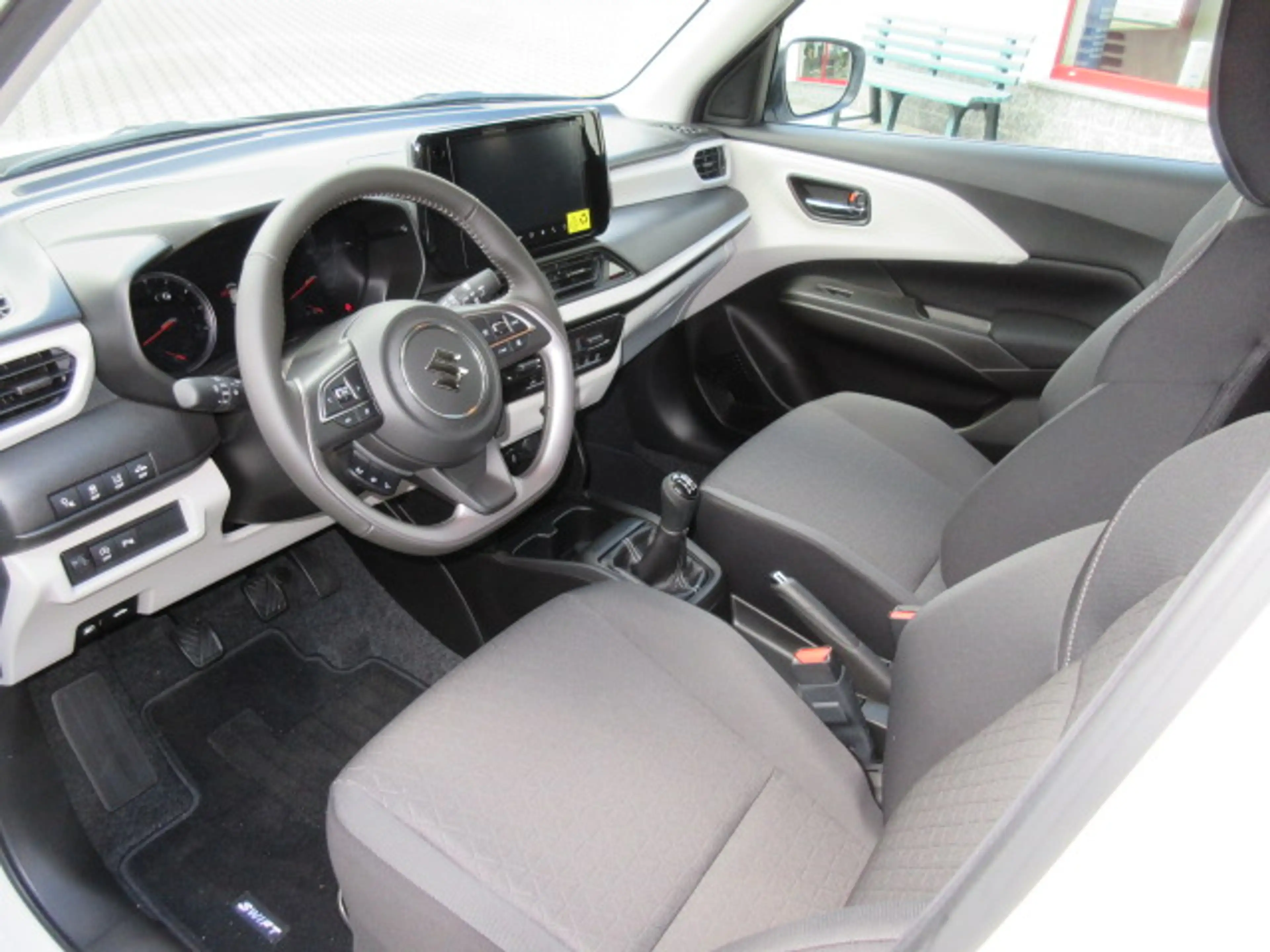 Suzuki Swift 1.2 Hybrid Allgrip MT Comfort — photo 10