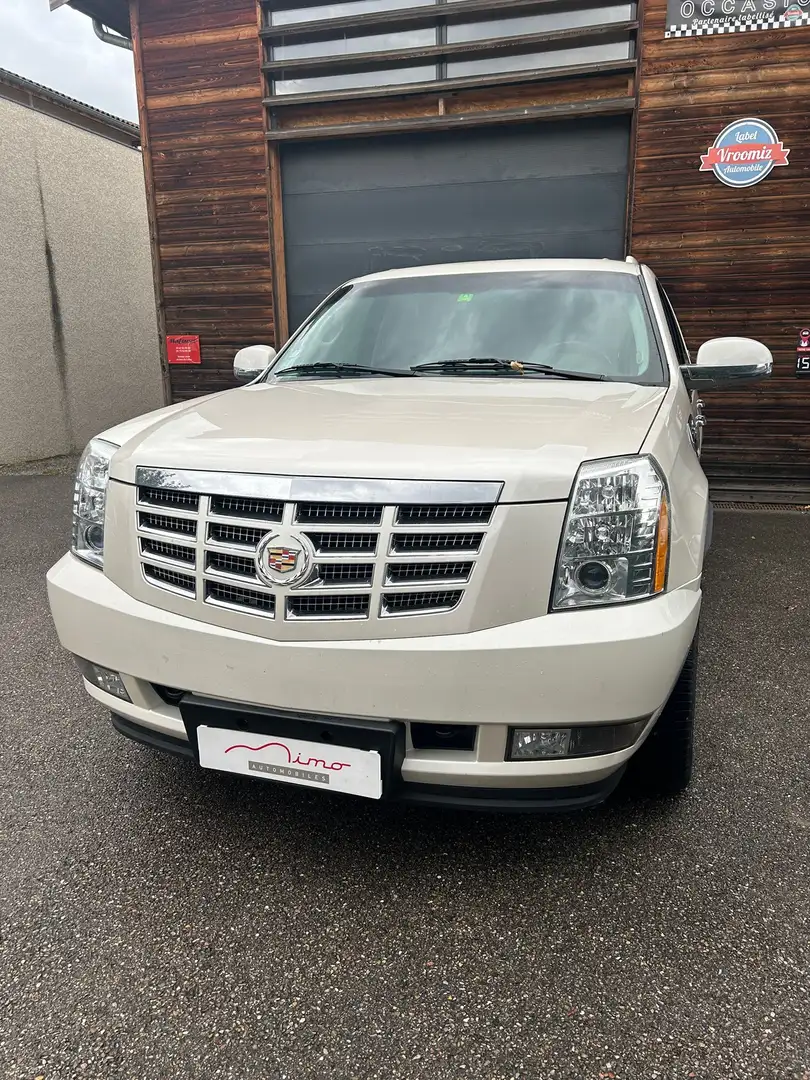 Cadillac Escalade 6.0 v8 TRES RARE EN HYBRIDE + ETHANOL GARANTIE 12  Beige - 1