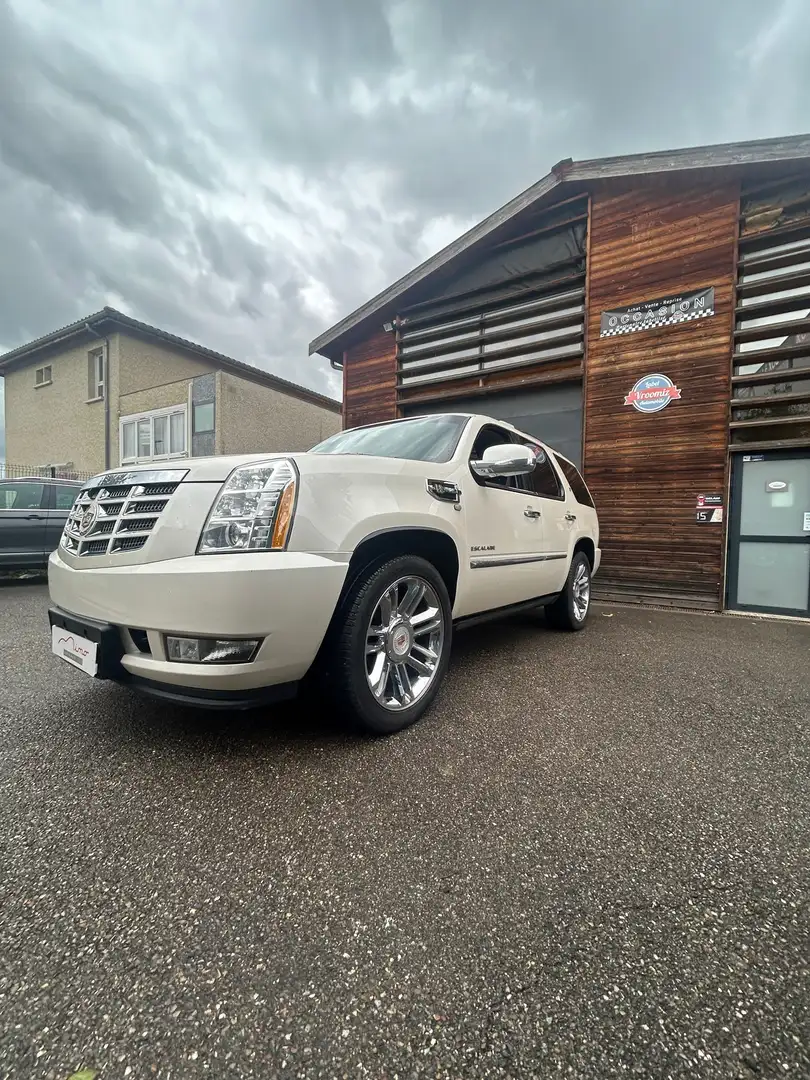 Cadillac Escalade 6.0 v8 TRES RARE EN HYBRIDE + ETHANOL GARANTIE 12  Beige - 2