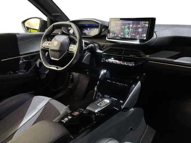 Peugeot 208 view 15