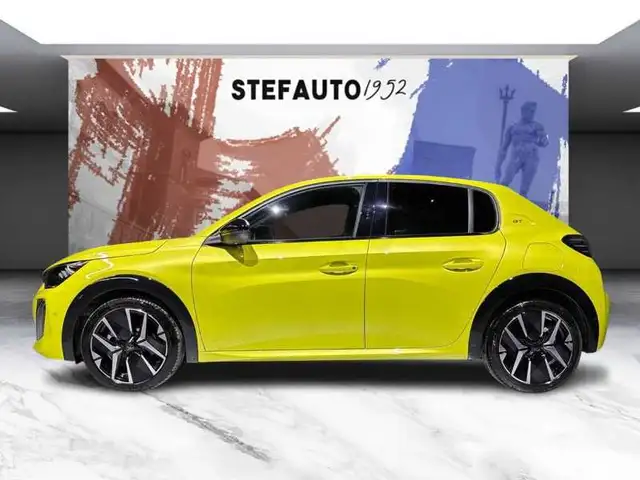 Peugeot 208 view 4