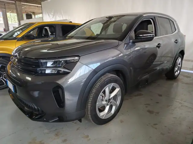 Citroen C5 Aircross view 5