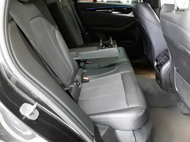 BMW X3 view 14