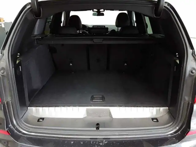 BMW X3 view 15