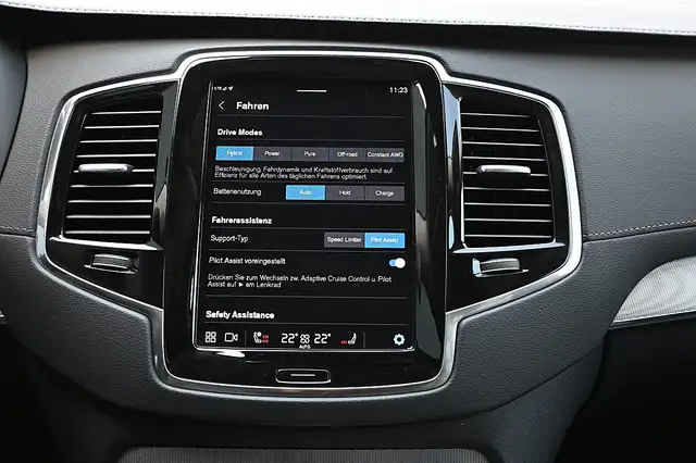 Volvo XC90 T8 AWD Recharge PHEV Plus Bright Geartronic ACC... Ansicht 24