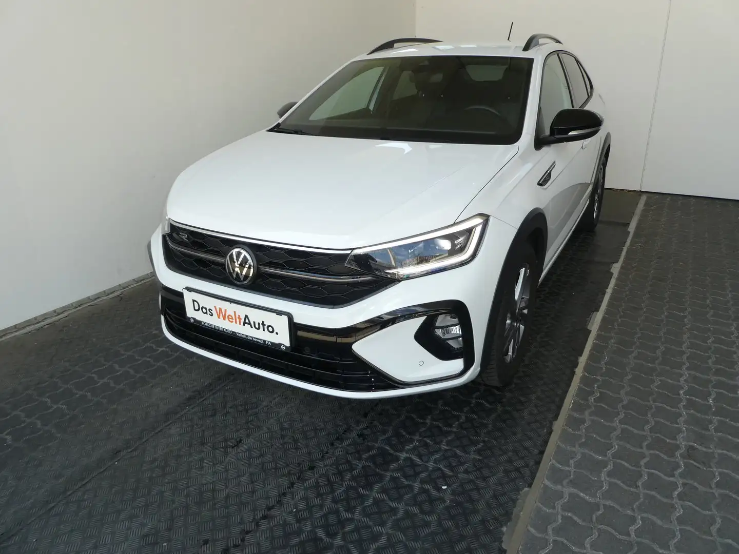 Volkswagen Taigo R-Line TSI DSG Weiß - 1