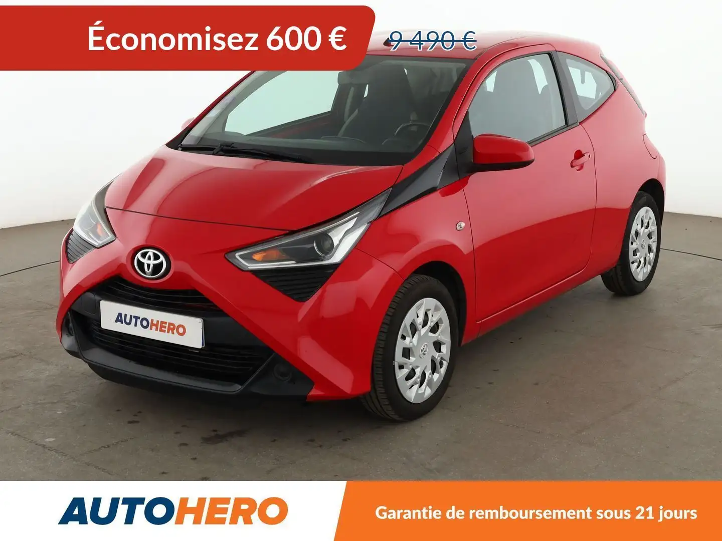 Toyota Aygo 1.0 VVT-i X-Play Rouge - 1