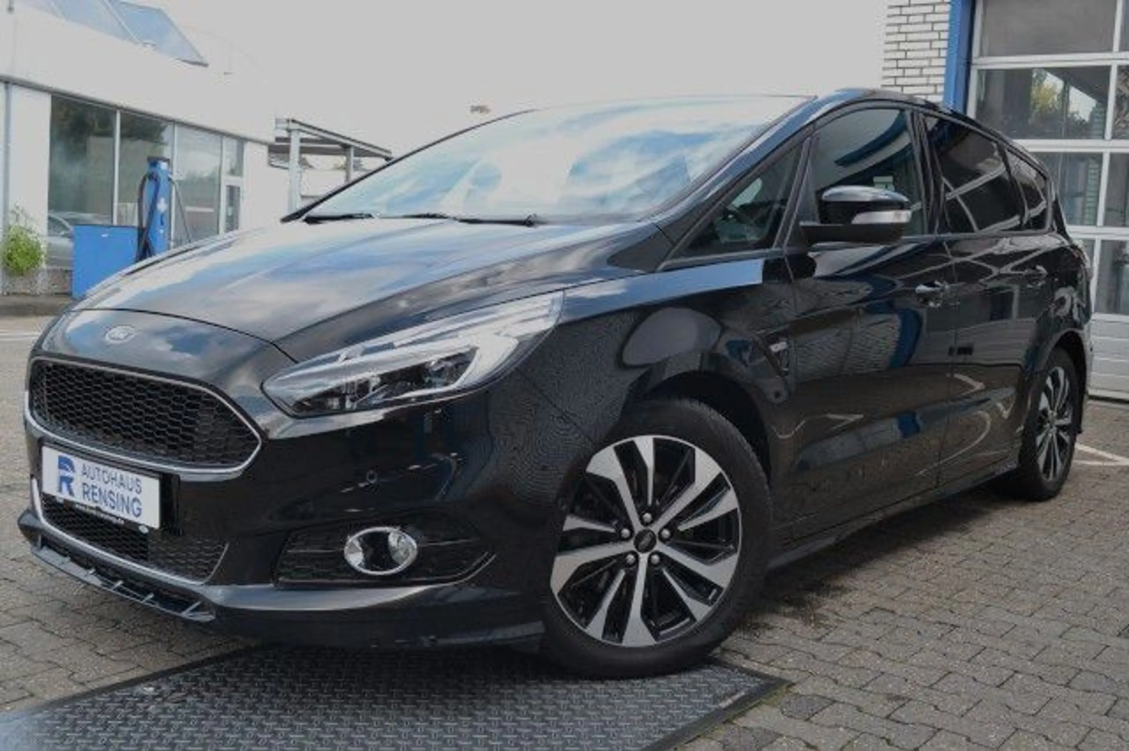 Ford S-Max ST-Line 7Sitzer Glasdach Leder — photo 3
