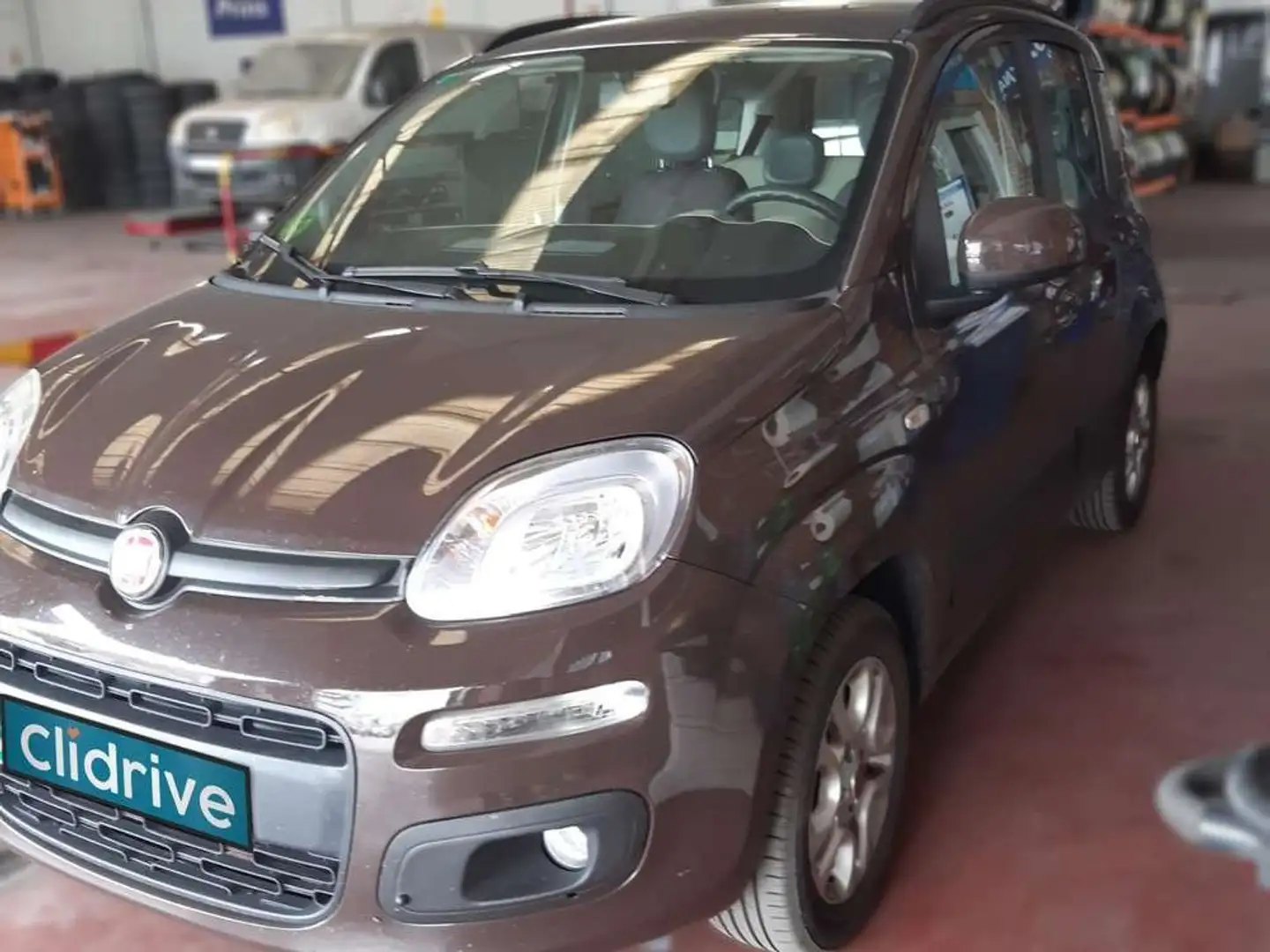 Fiat Panda 0,9 Lounge 85cv TwinAir Marrón - 1
