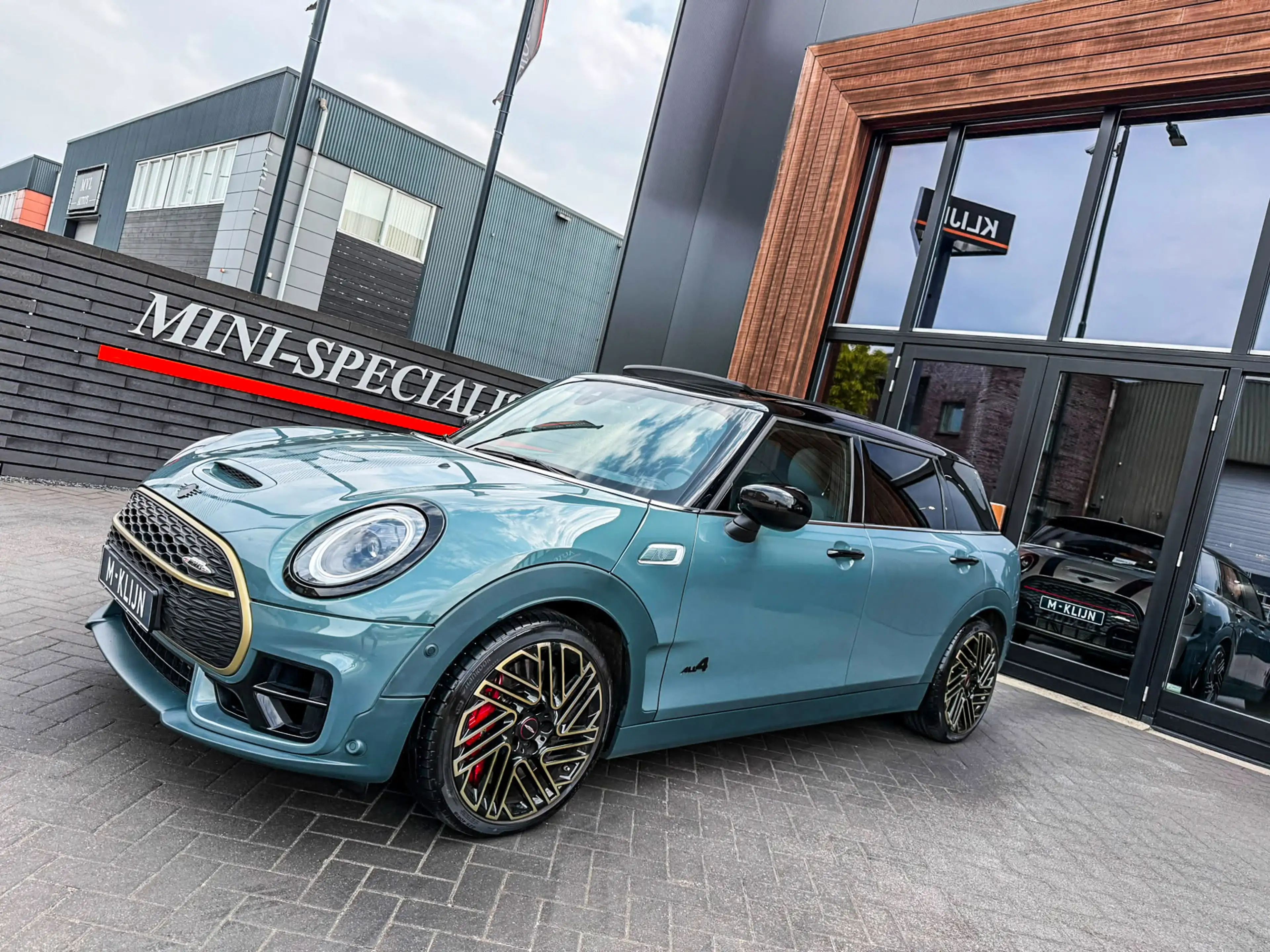 MINI John Cooper Works Clubman 2.0 JCW ALL4 Untold Edition F1 306pk/Sage green/Un — photo 19