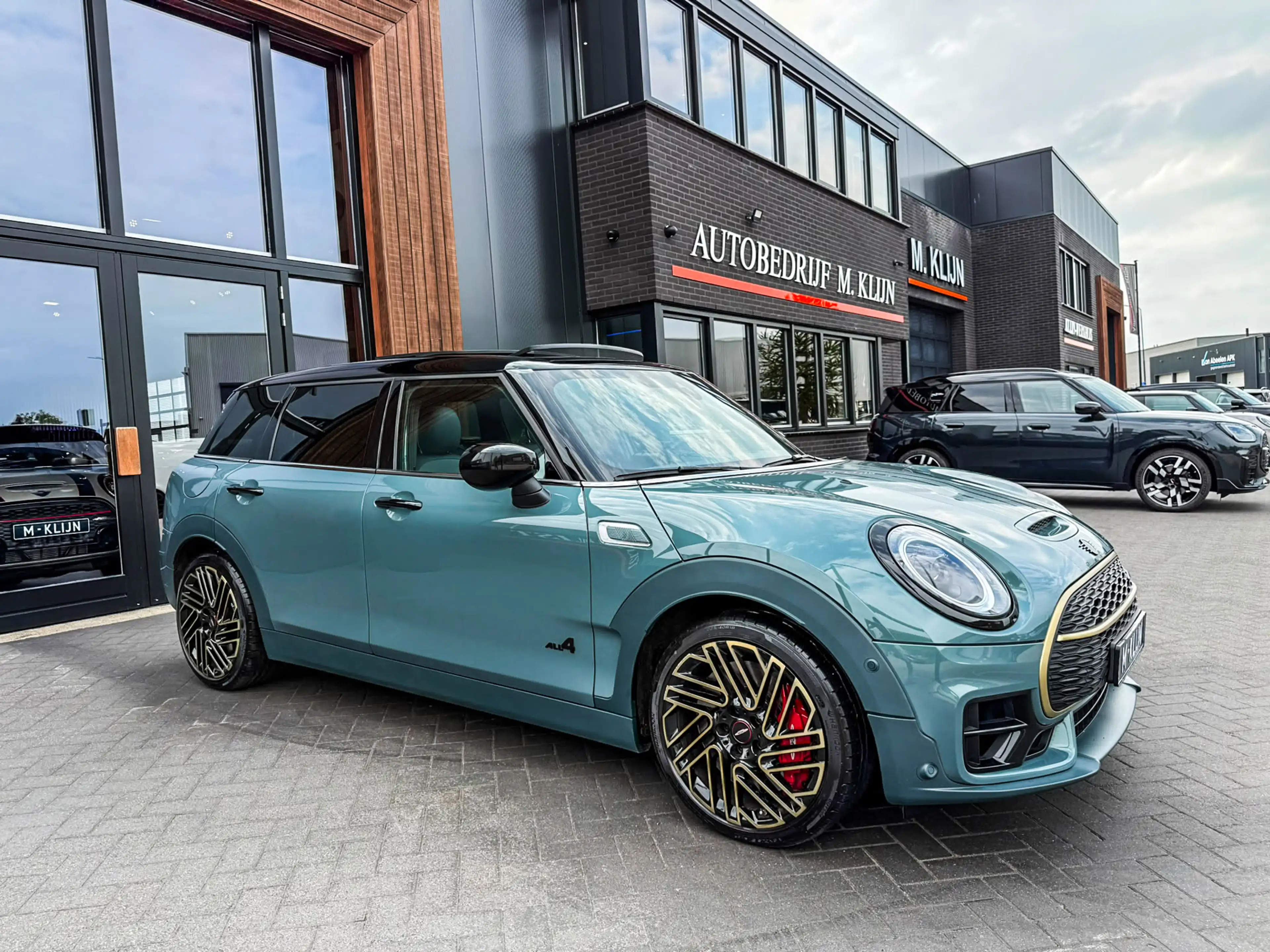 MINI John Cooper Works Clubman 2.0 JCW ALL4 Untold Edition F1 306pk/Sage green/Un — photo 31