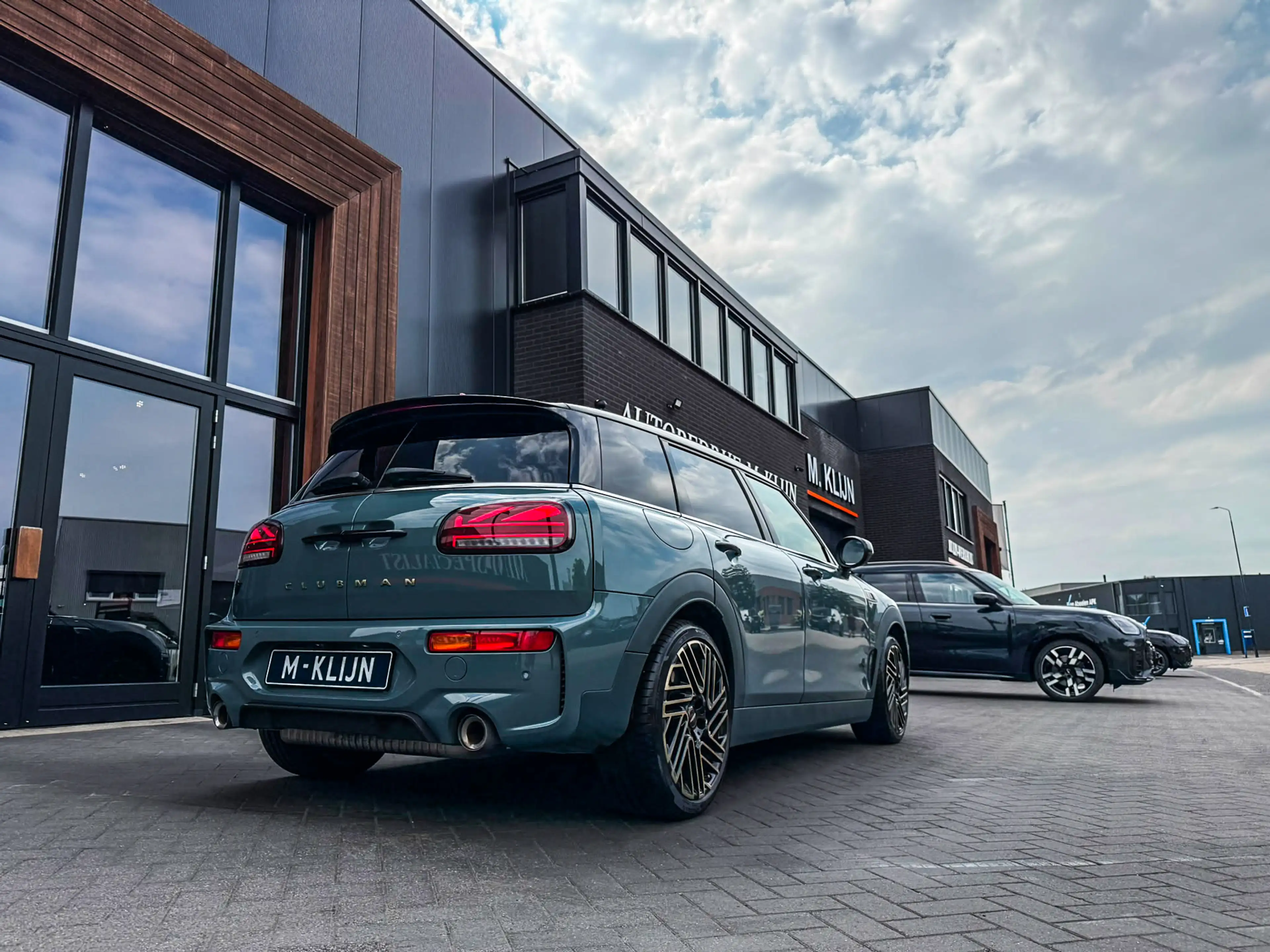 MINI John Cooper Works Clubman 2.0 JCW ALL4 Untold Edition F1 306pk/Sage green/Un — photo 23