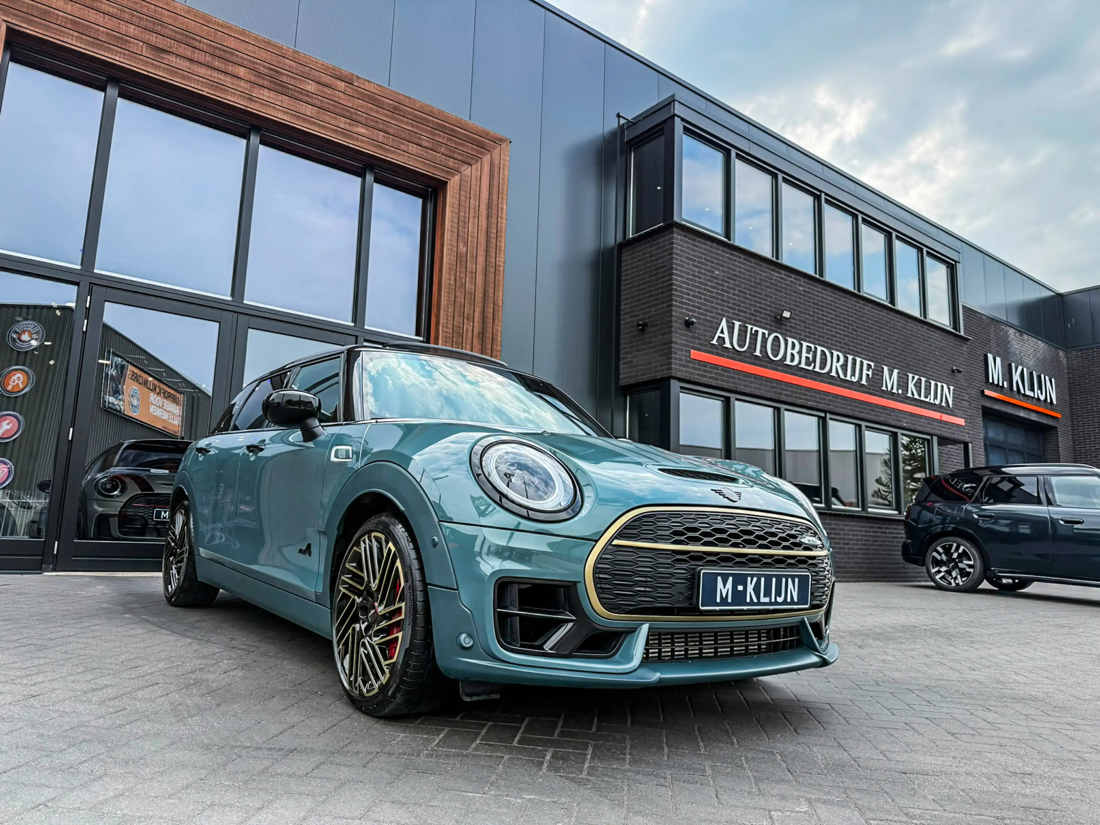 MINI John Cooper Works Clubman 2.0 JCW ALL4 Untold Edition F1 306pk/Sage green/Un — photo 33