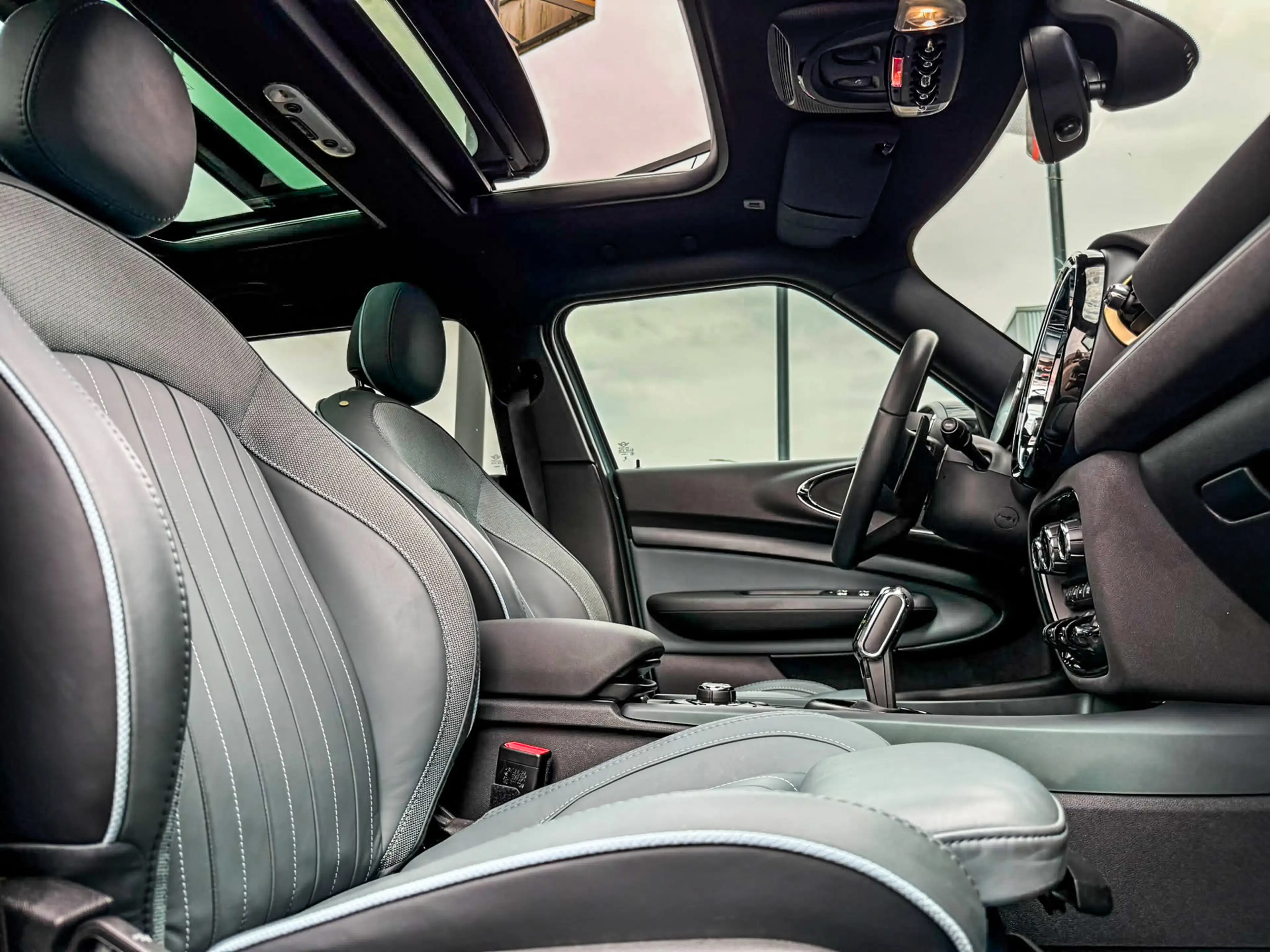 MINI John Cooper Works Clubman 2.0 JCW ALL4 Untold Edition F1 306pk/Sage green/Un — photo 6