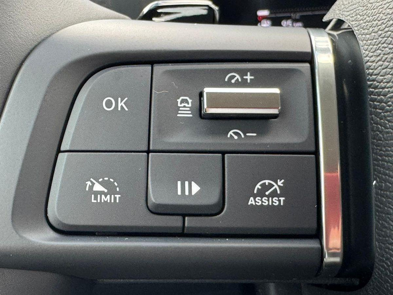 Citroen C4 Max 130PT EAT8 - LED/ACC/NAVI/HUD/SITZH/KAMERA — photo 13