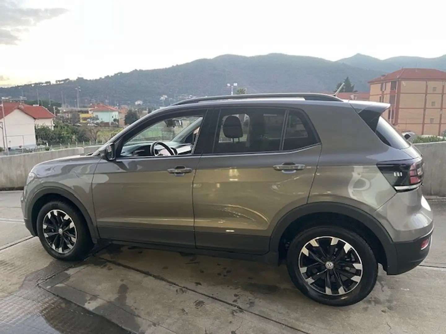 Volkswagen T-Cross 1.0 TSI 115 CV Style BMT Grigio - 2