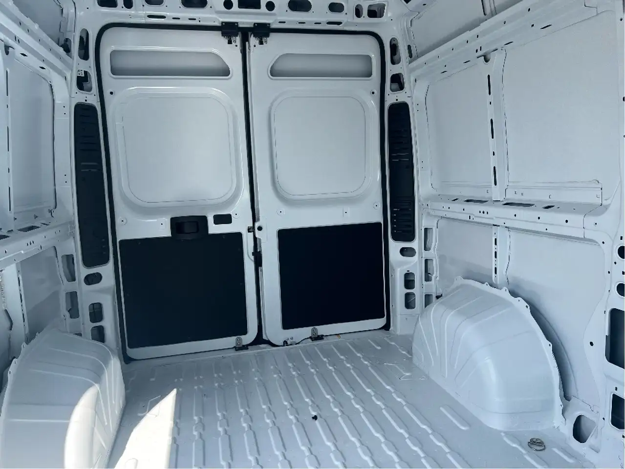 RAM ProMaster 1500 снимка RAM ProMaster 1500