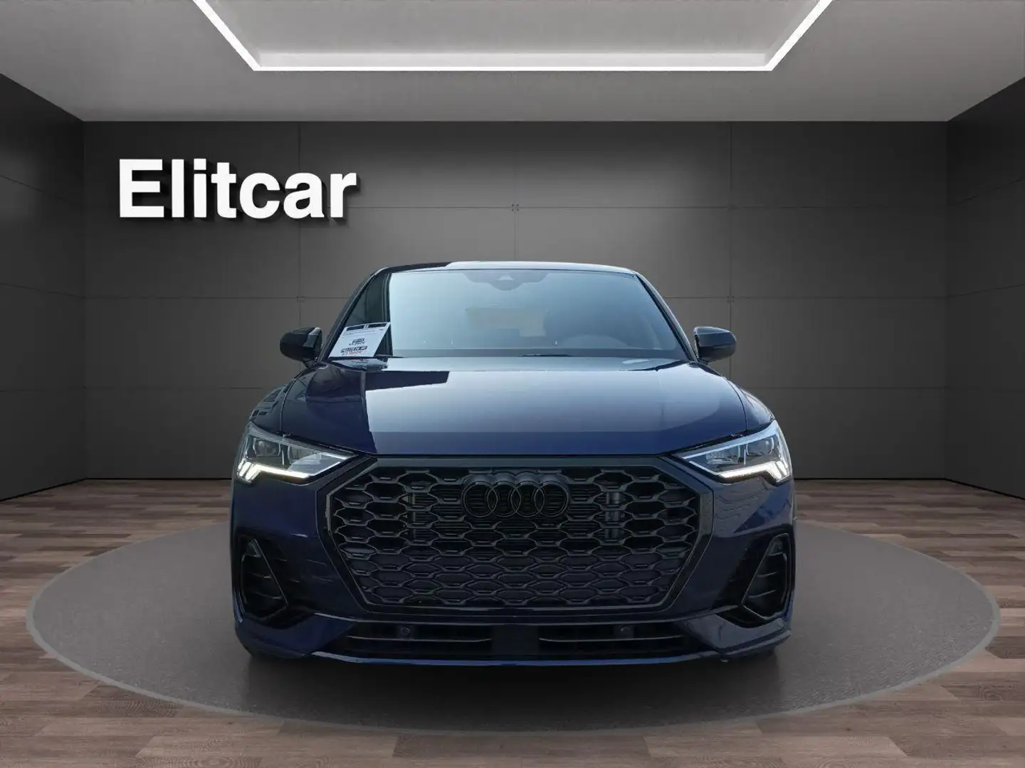 Audi Q3 SPB 35 TFSI S tronic S line edition Blu/Azzurro - 2