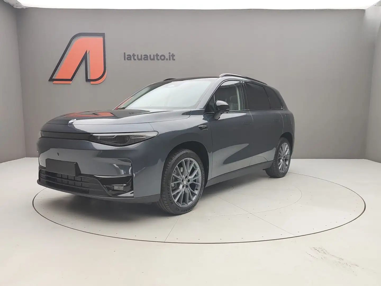 Leapmotor C10 C10 REEV 215CV 158KW DESIGN Grigio - 2
