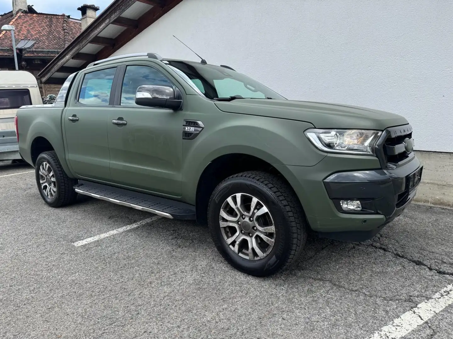 Ford Ranger Wildtrak Doppelkabine 3.2TDCi 4x4 Aut. *ACC*Finanzierung* Schwarz - 1