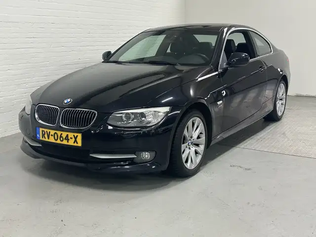BMW 330 3-serie Coupé 330xi High Executive LEER /CRUISE /
