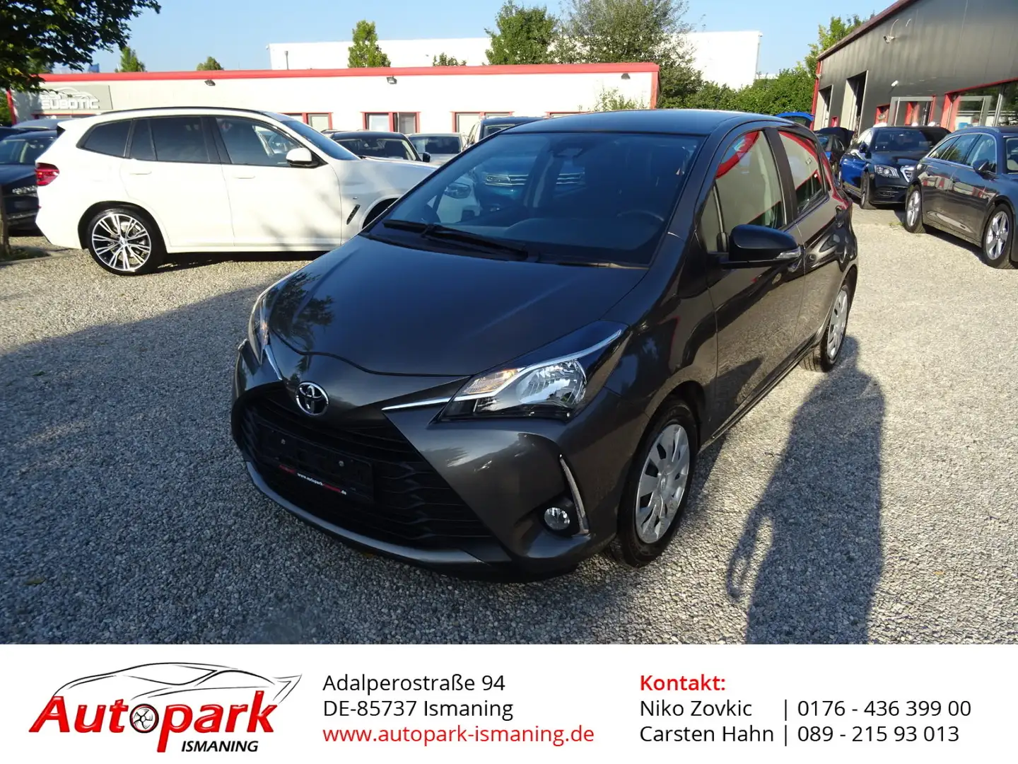 Toyota Yaris (XP13) Basis Gris - 1