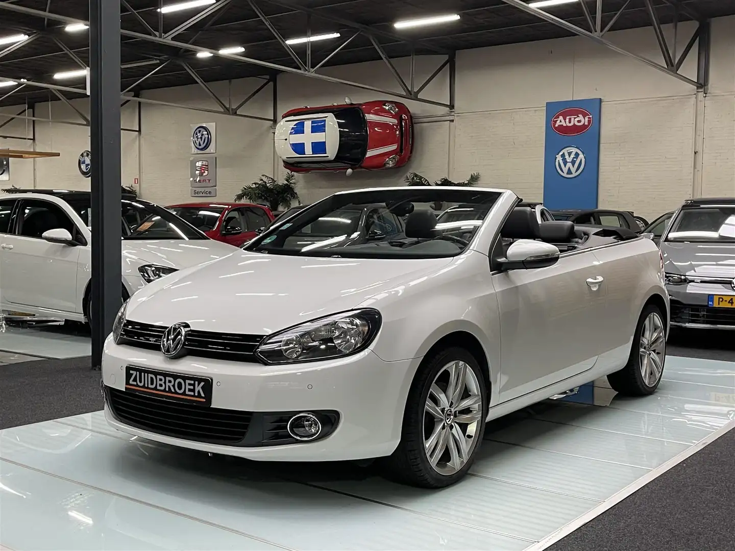 Volkswagen Golf Cabriolet TSI 2011 Cruise Control LEER Navi Clima Airco Wit - 1