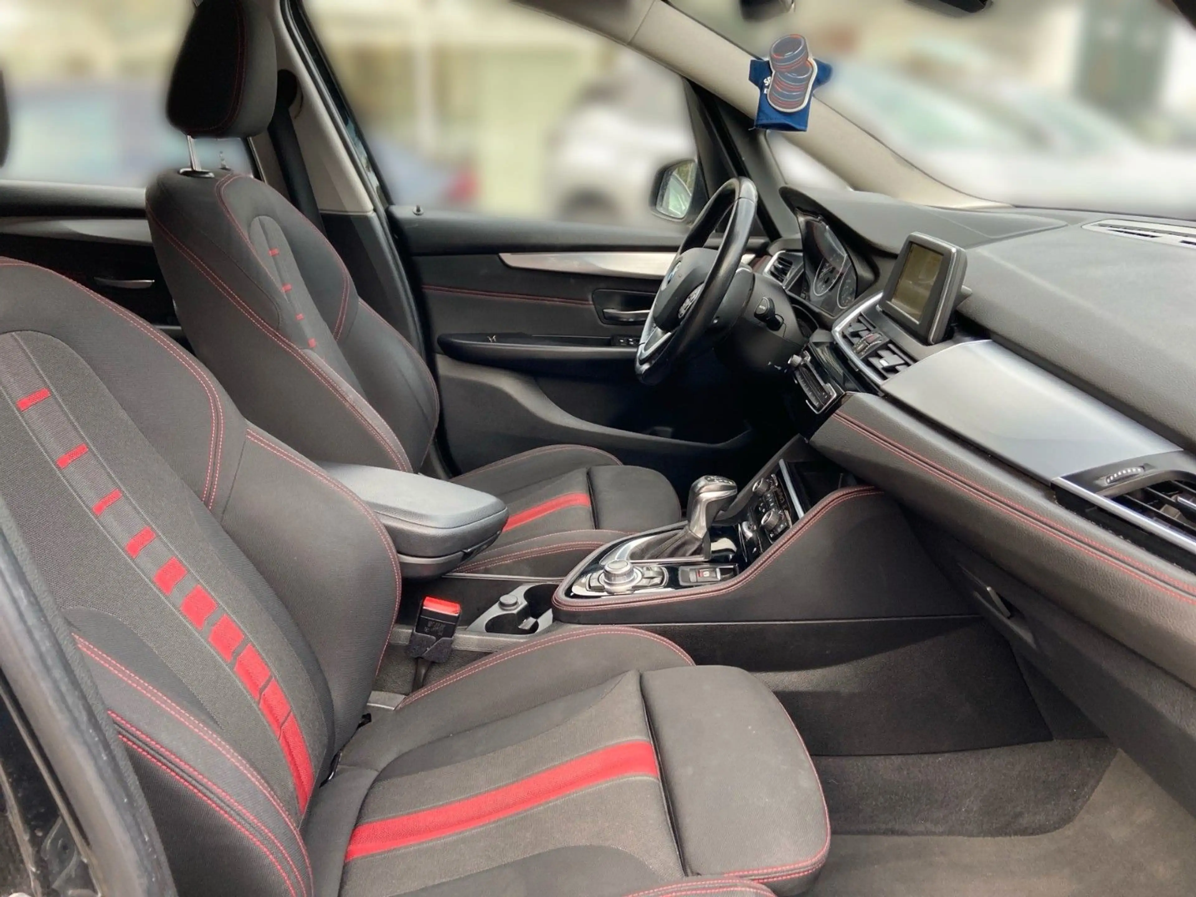 BMW 220 220i Sport Line — photo 15