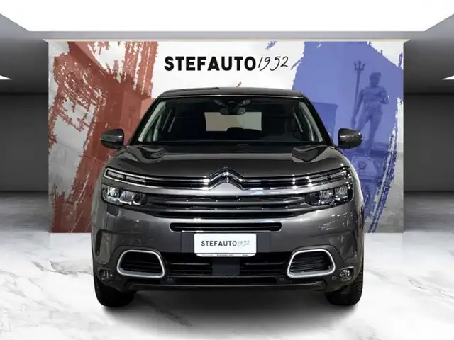Citroen C5 Aircross view 2