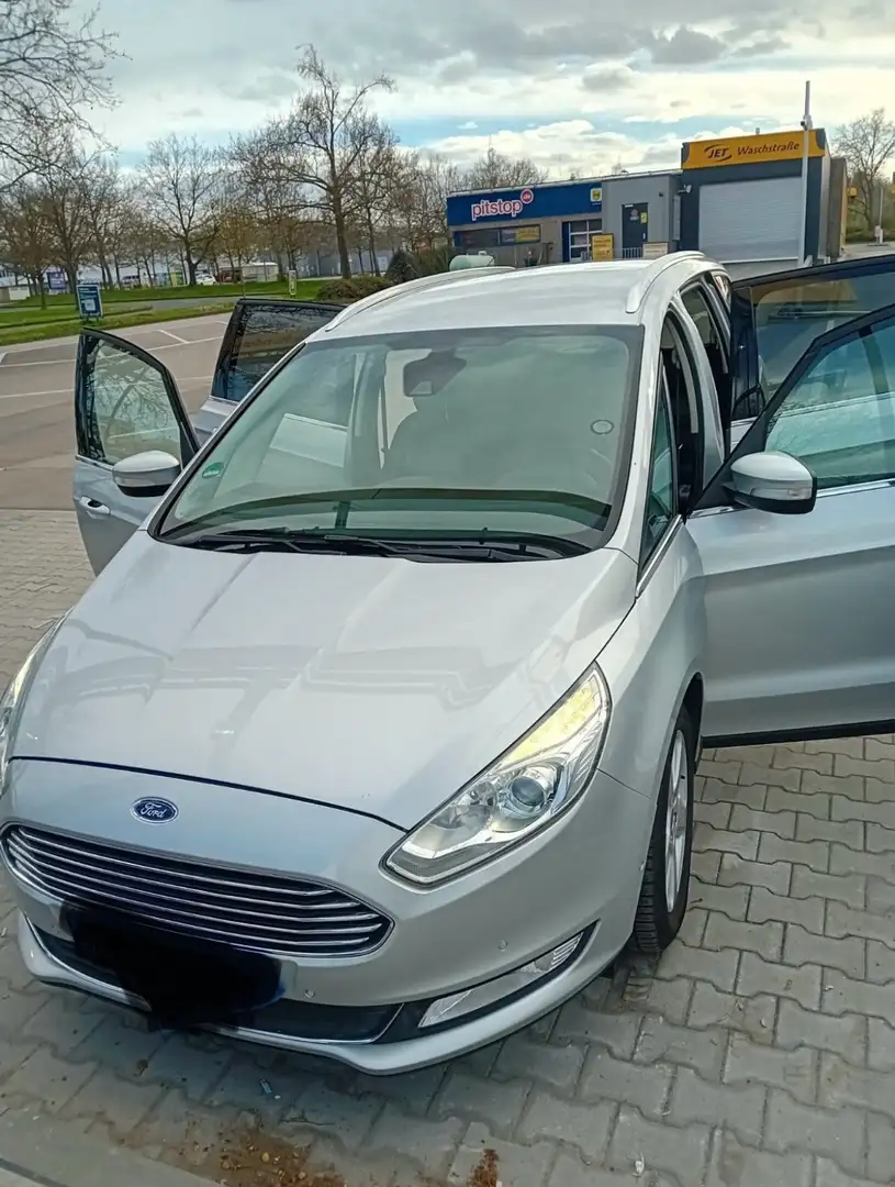 Ford Galaxy 2.0 TDCi Aut. Titanium Silber - 2